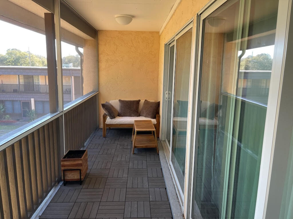 SPANISH VILLAS CONDO - Residential