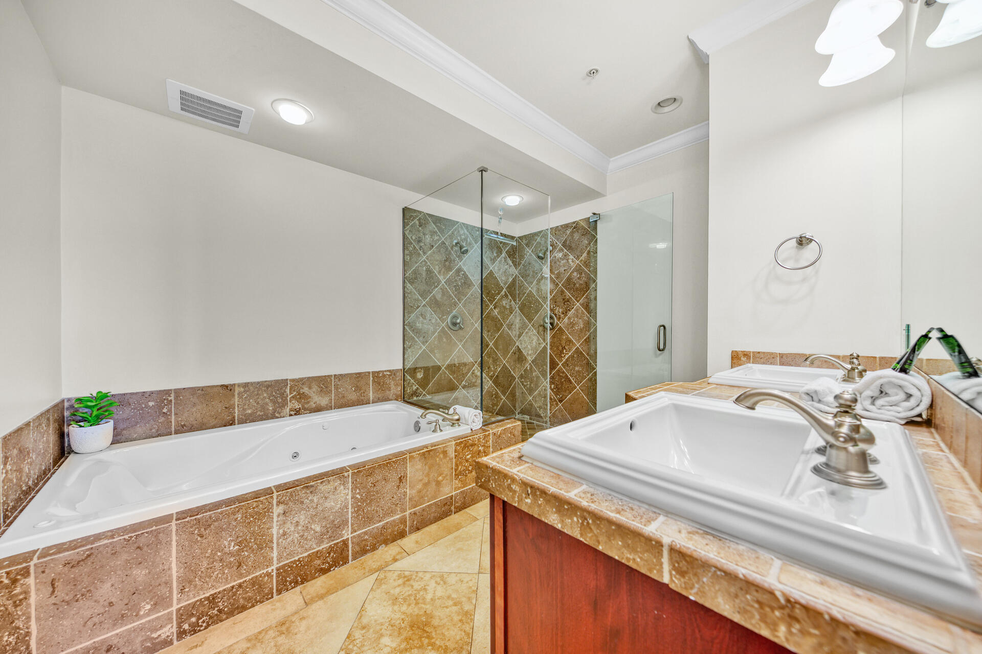 ADAGIO - Residential