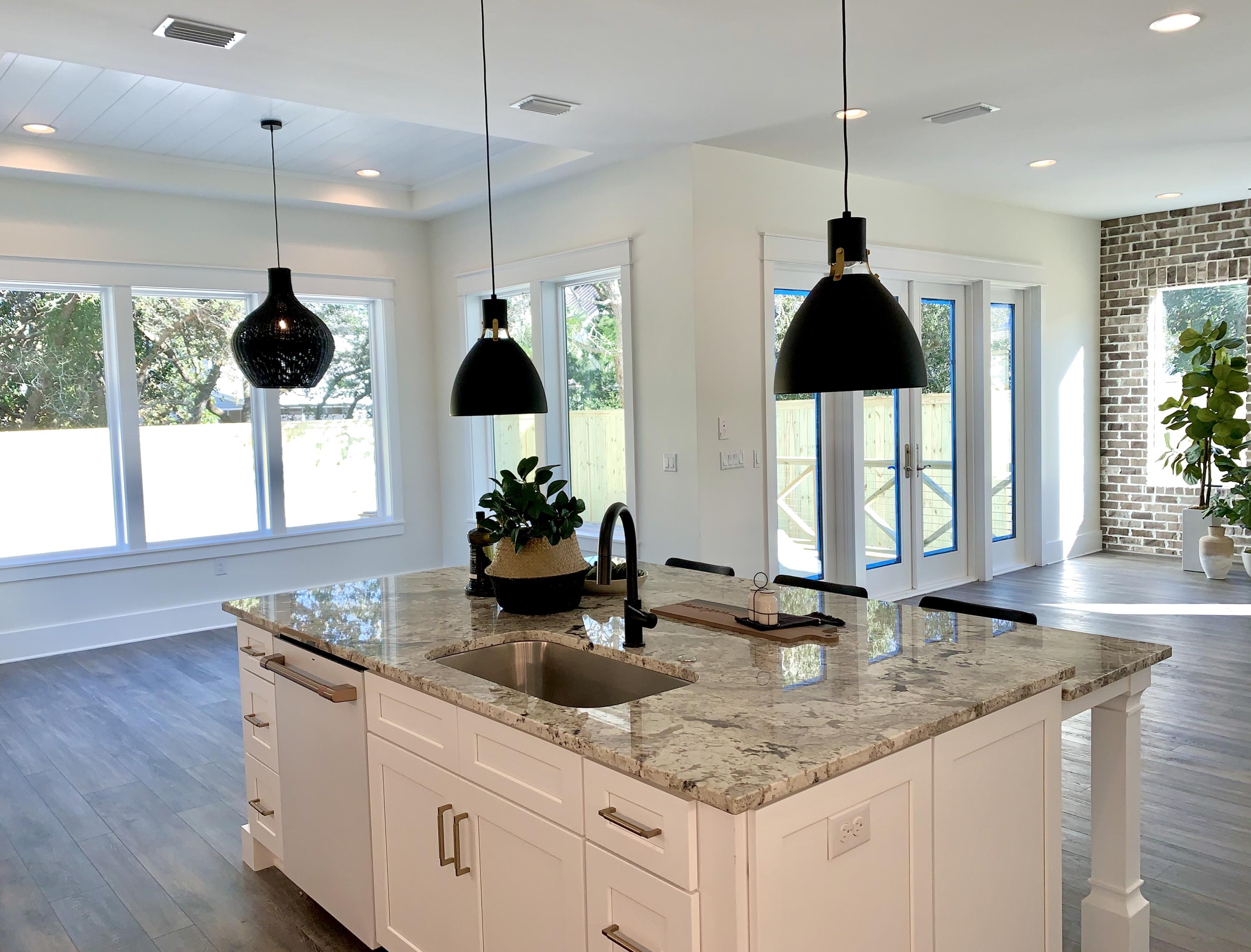 CRYSTAL BEACH - Residential