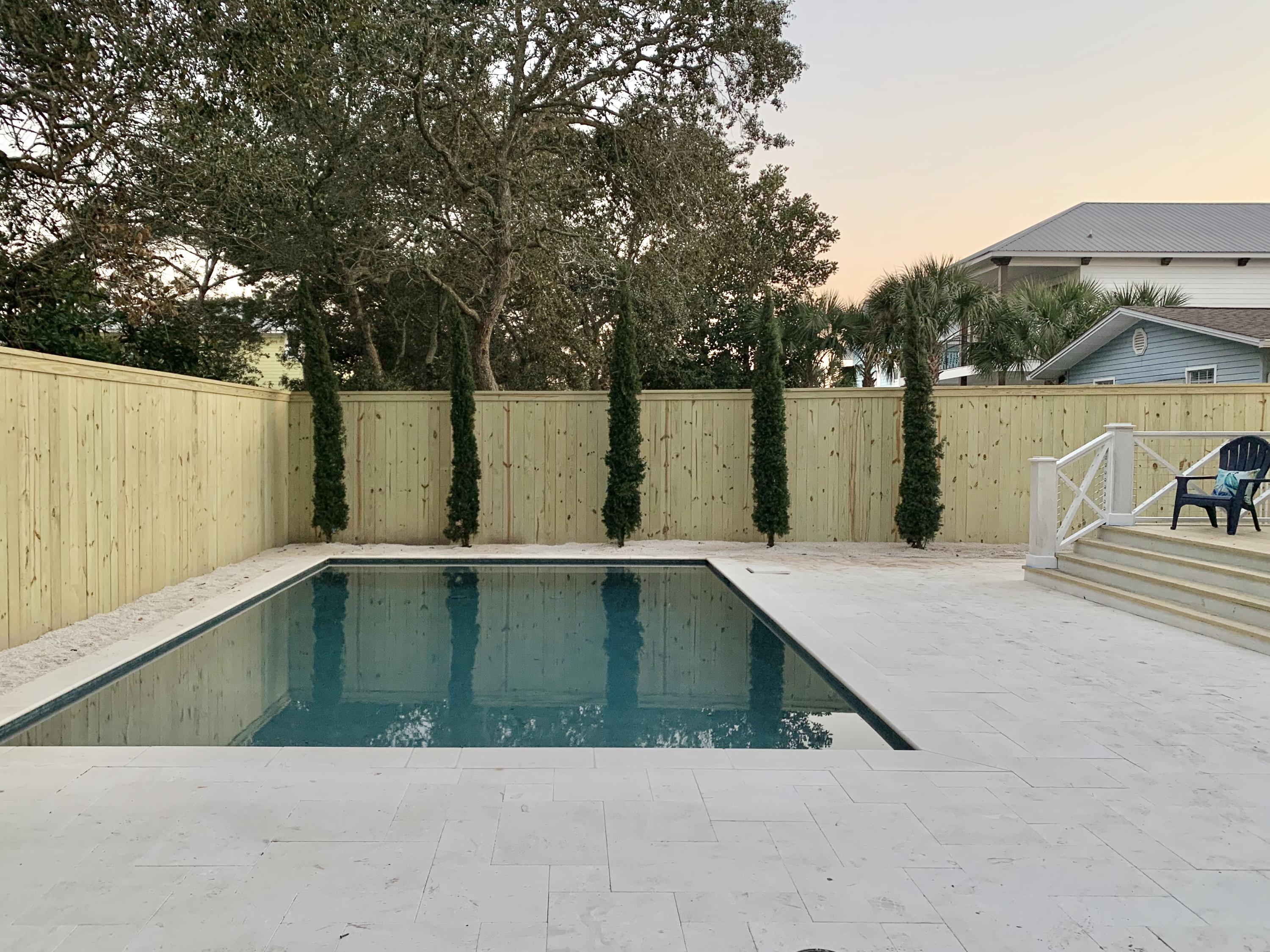 CRYSTAL BEACH - Residential