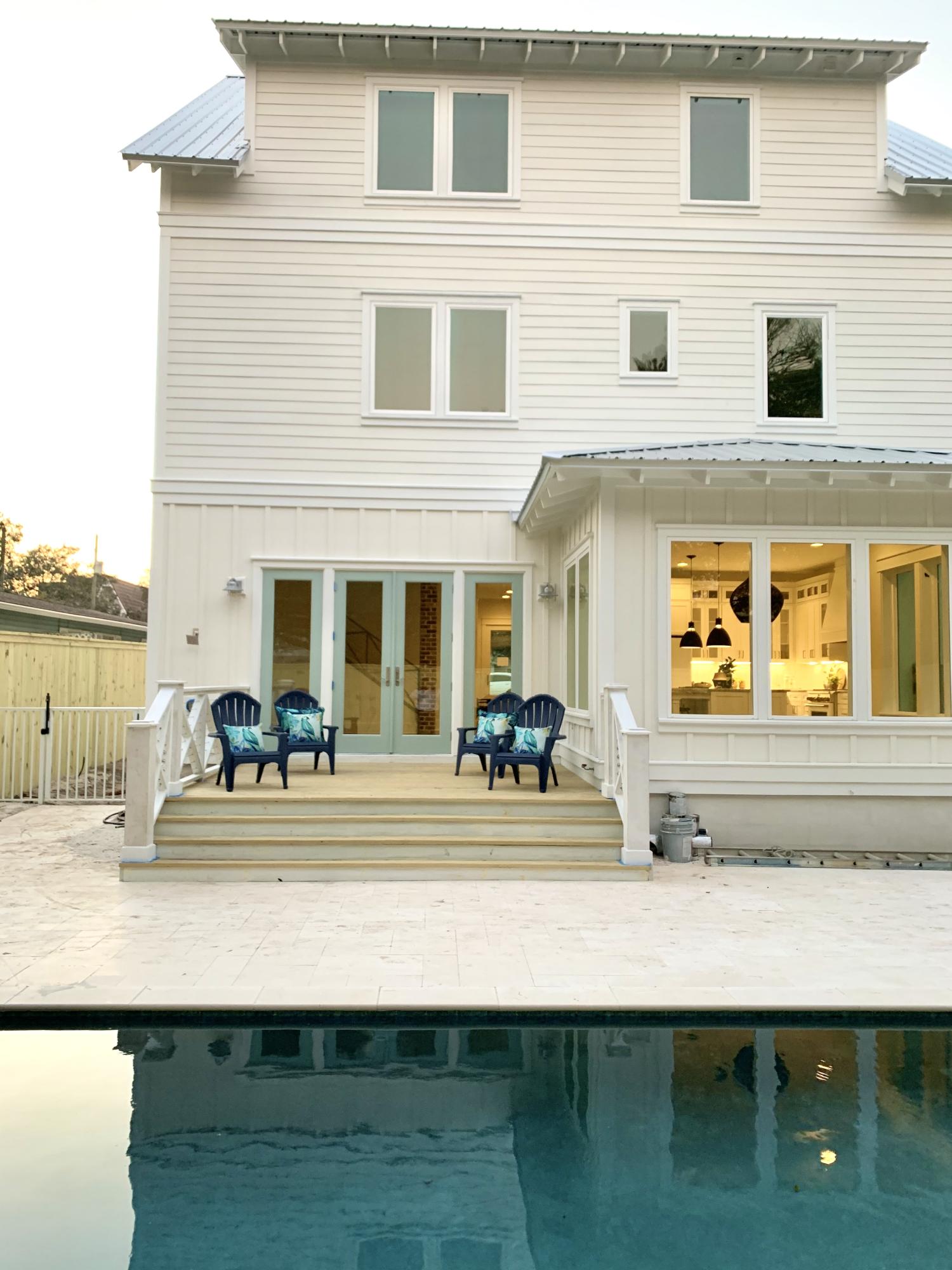 CRYSTAL BEACH - Residential