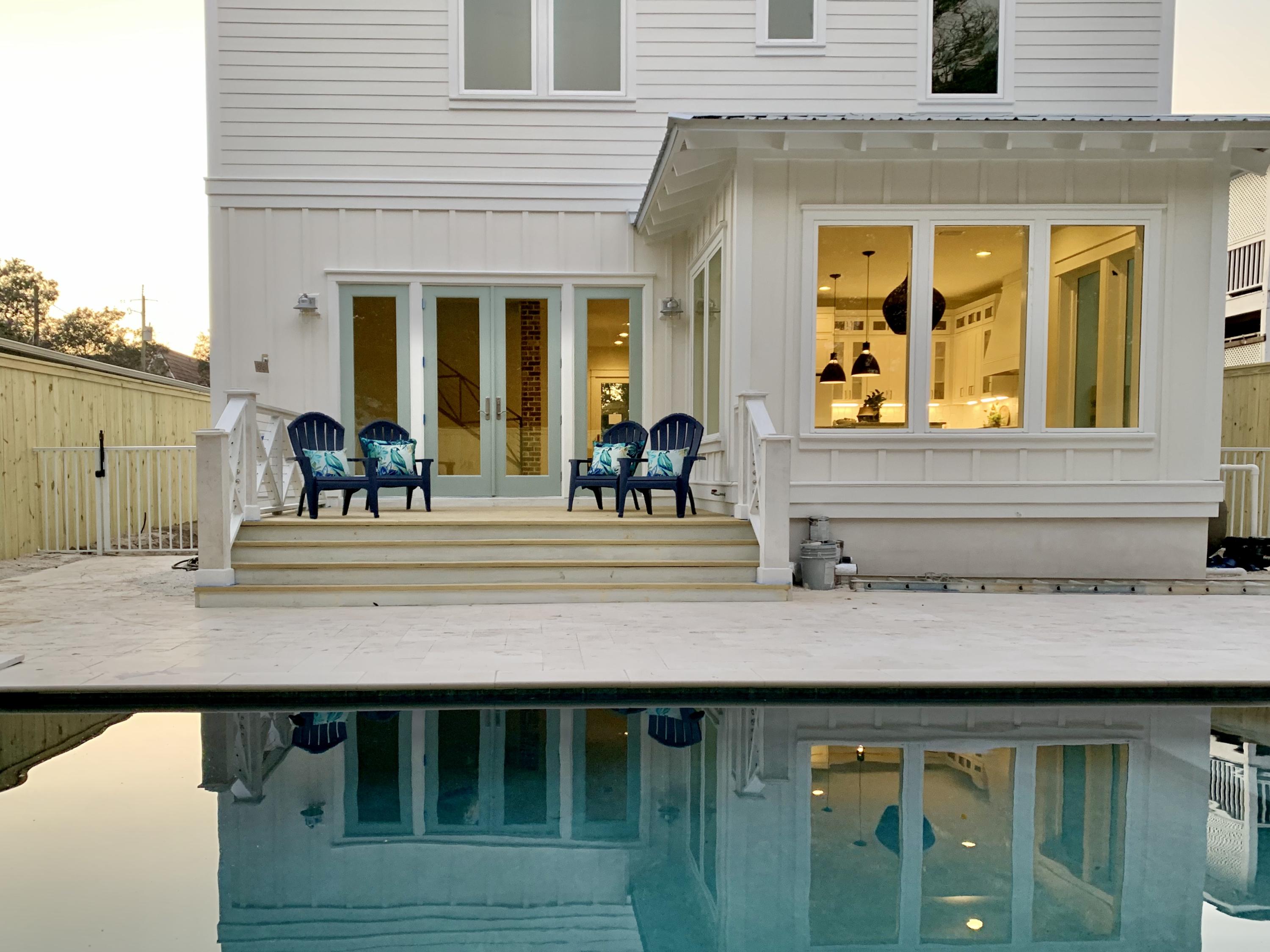 CRYSTAL BEACH - Residential
