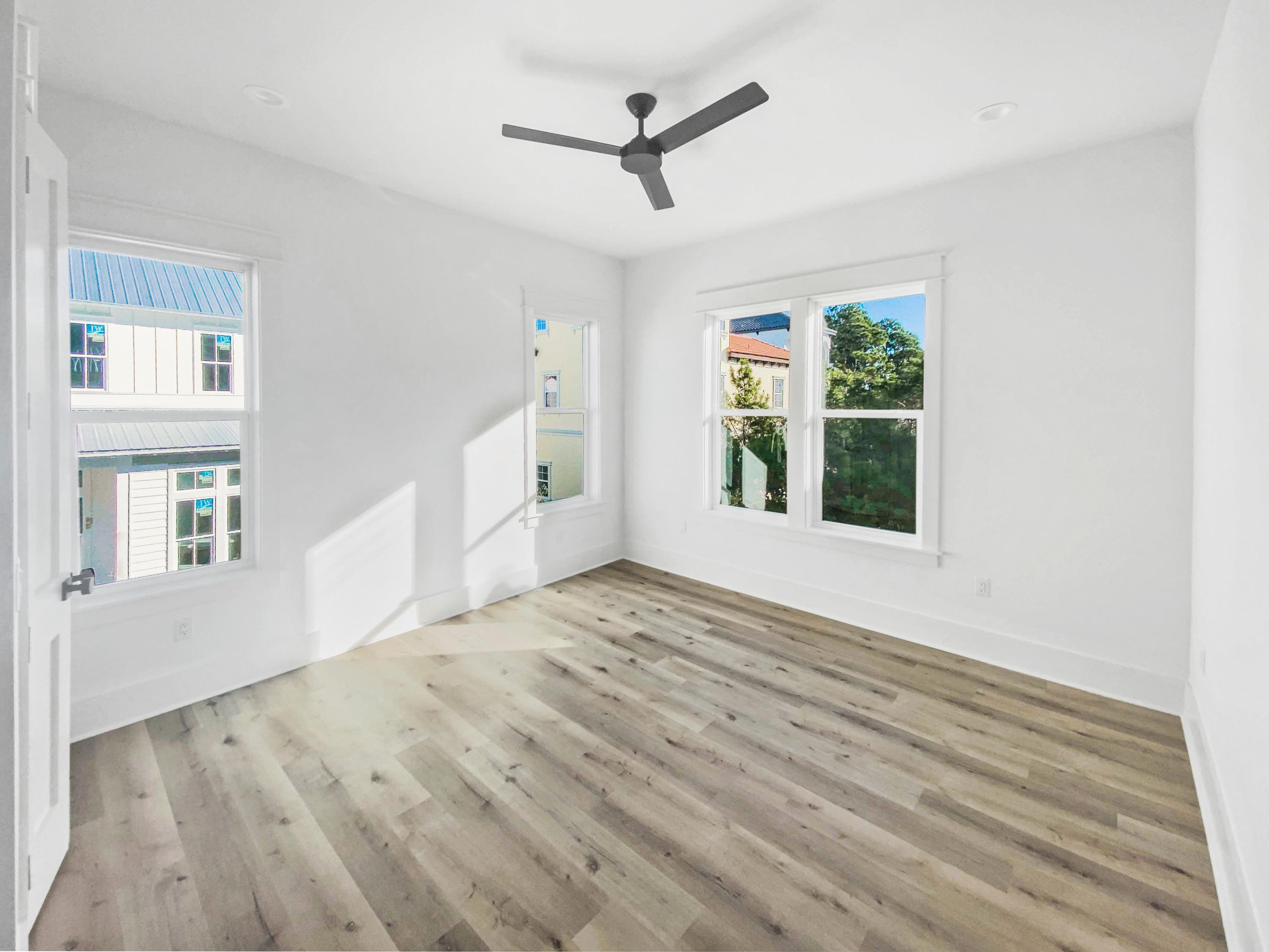 MAGNOLIA DUNE - Residential