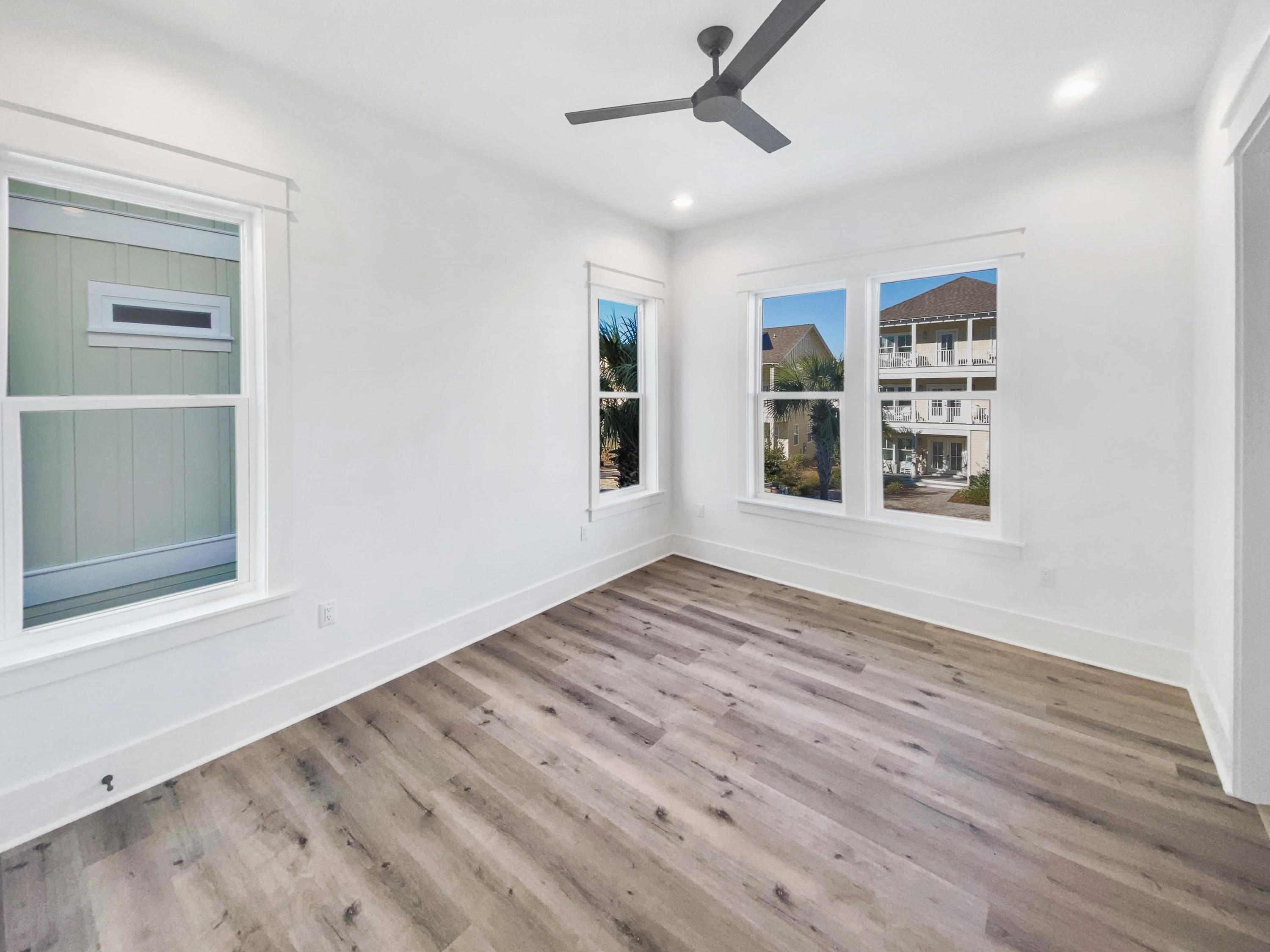 MAGNOLIA DUNE - Residential