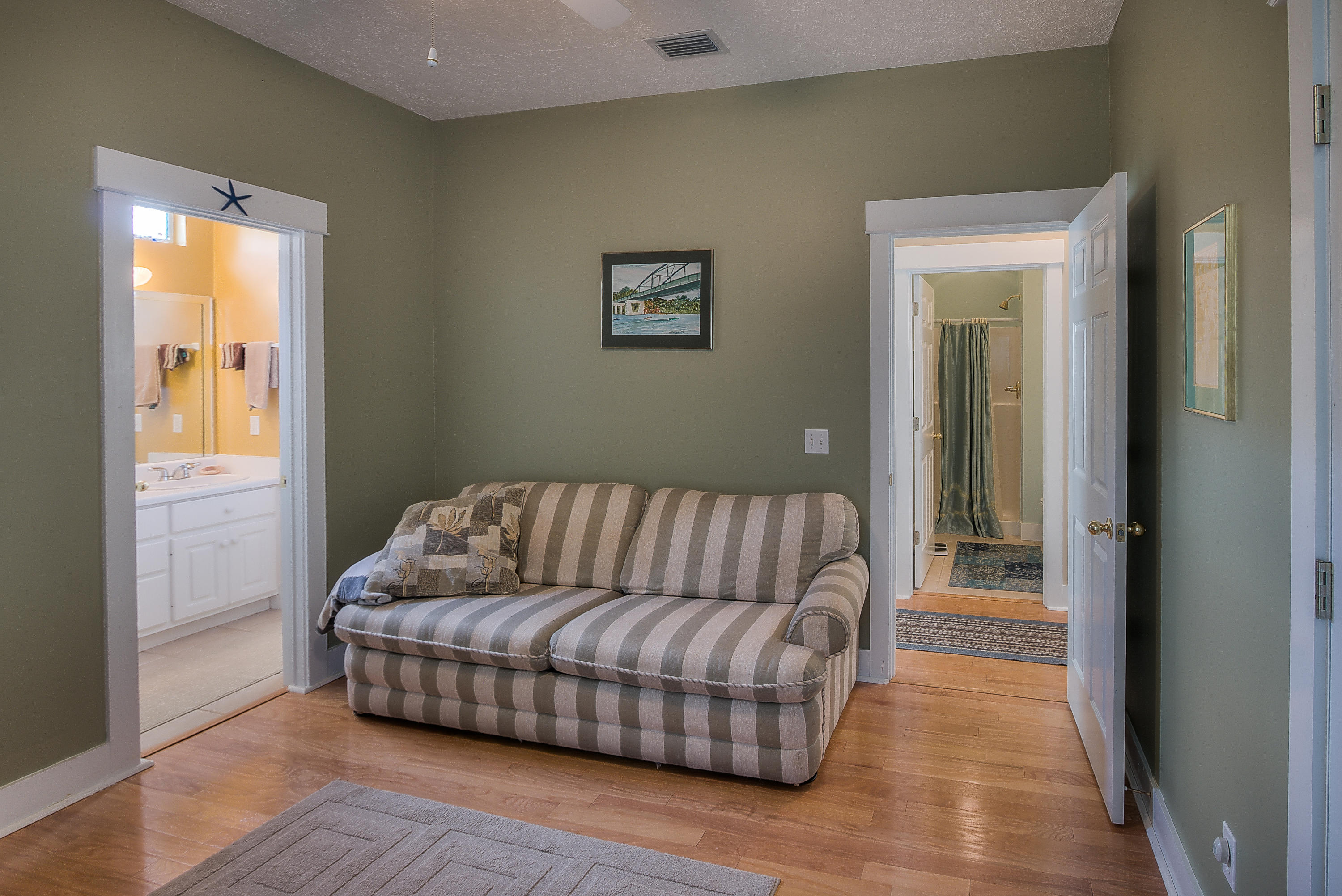 SEABREEZE EAST - Residential