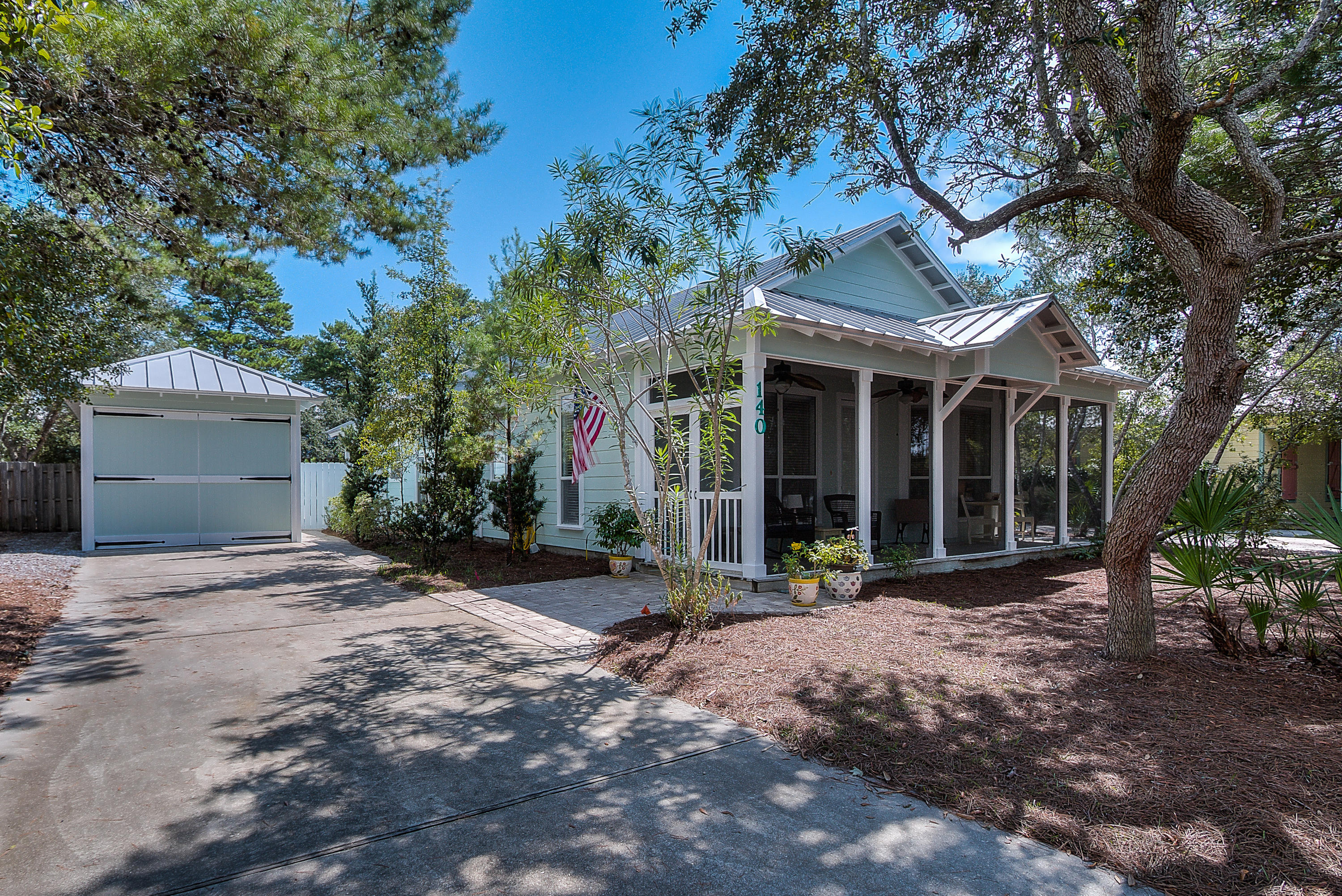 SEABREEZE EAST - Residential