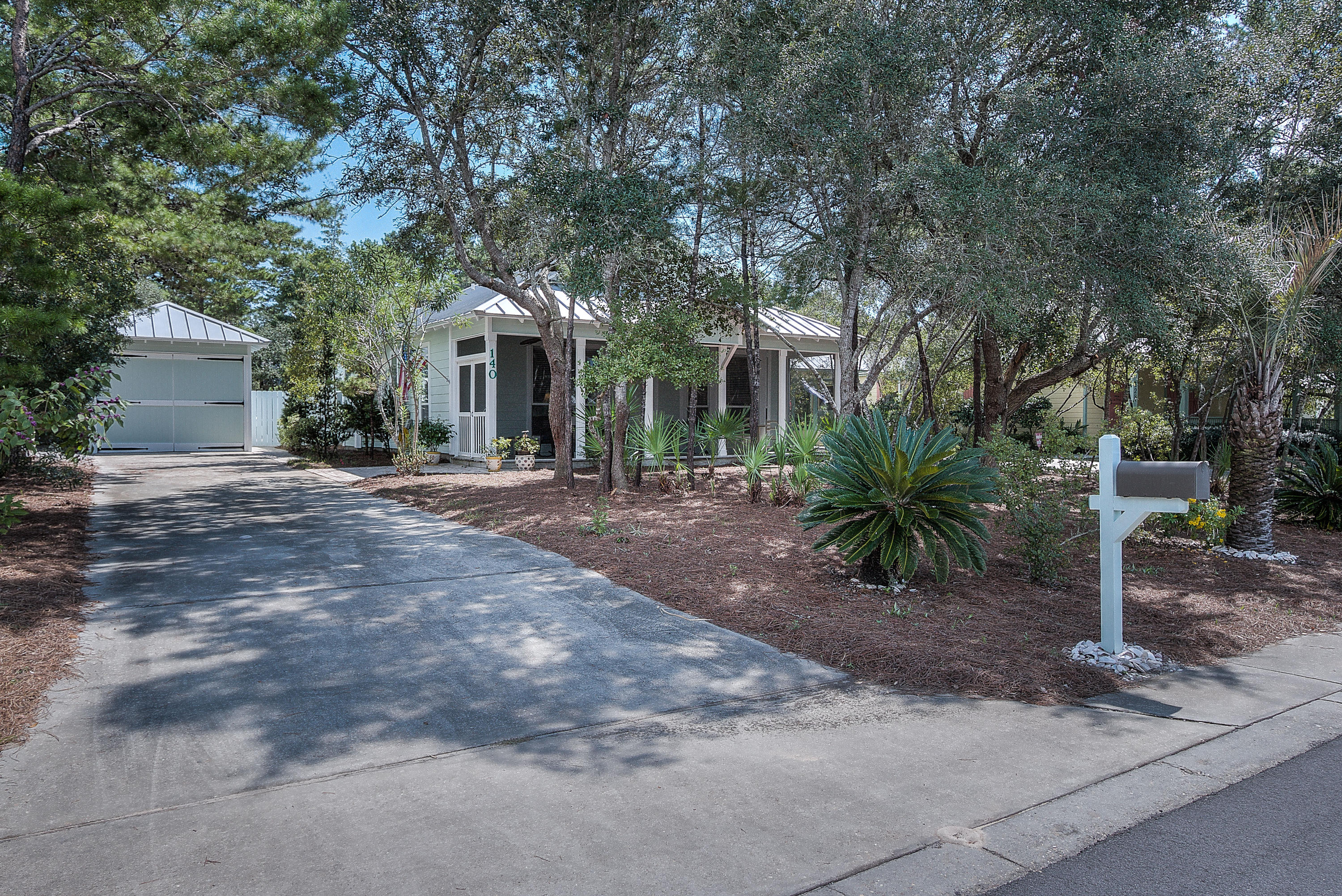 SEABREEZE EAST - Residential