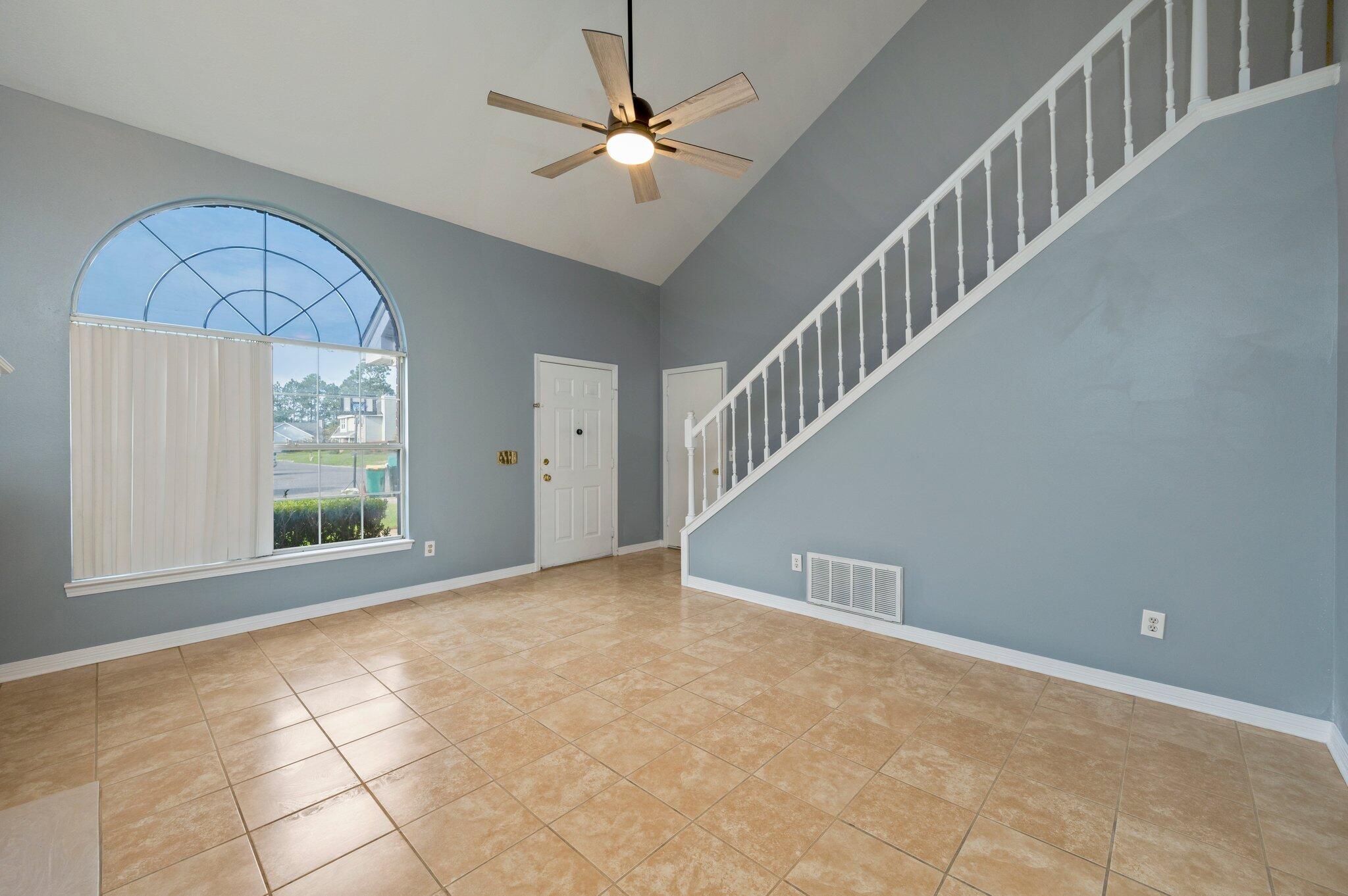 LAKE CHARLESTON - Residential