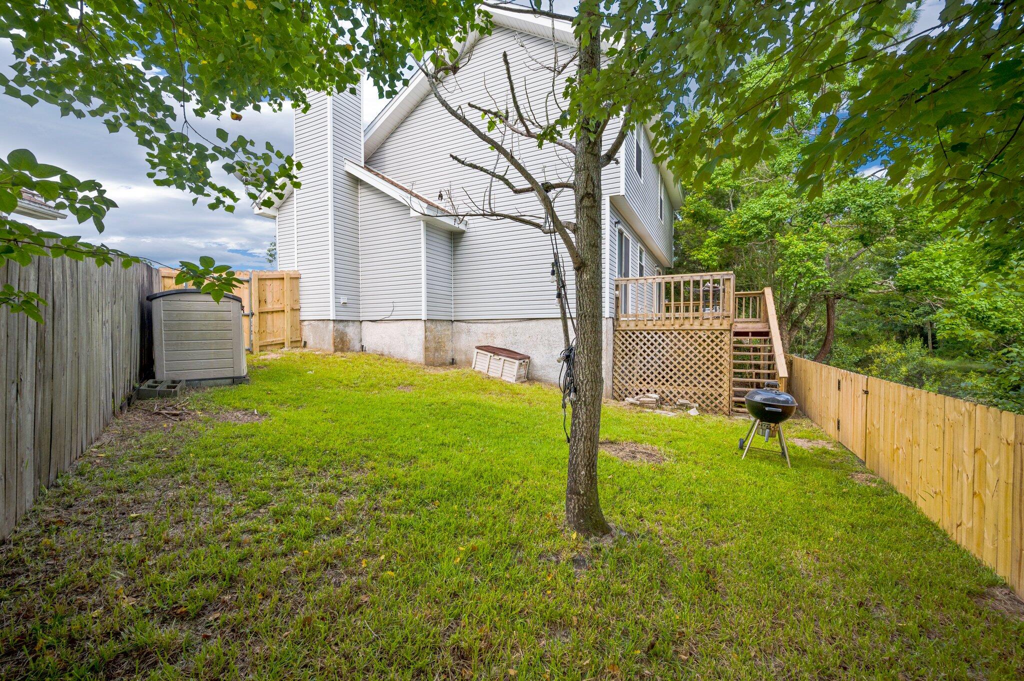 LAKE CHARLESTON - Residential