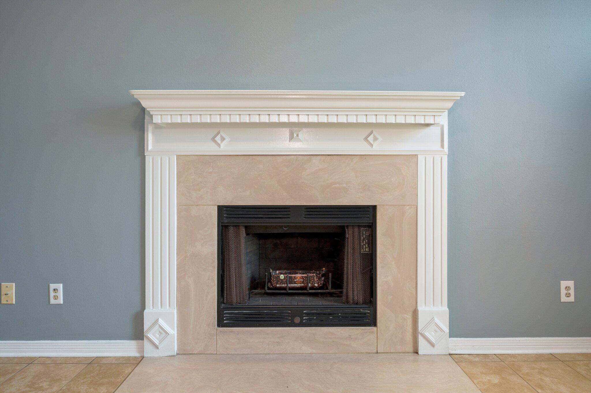 LAKE CHARLESTON - Residential