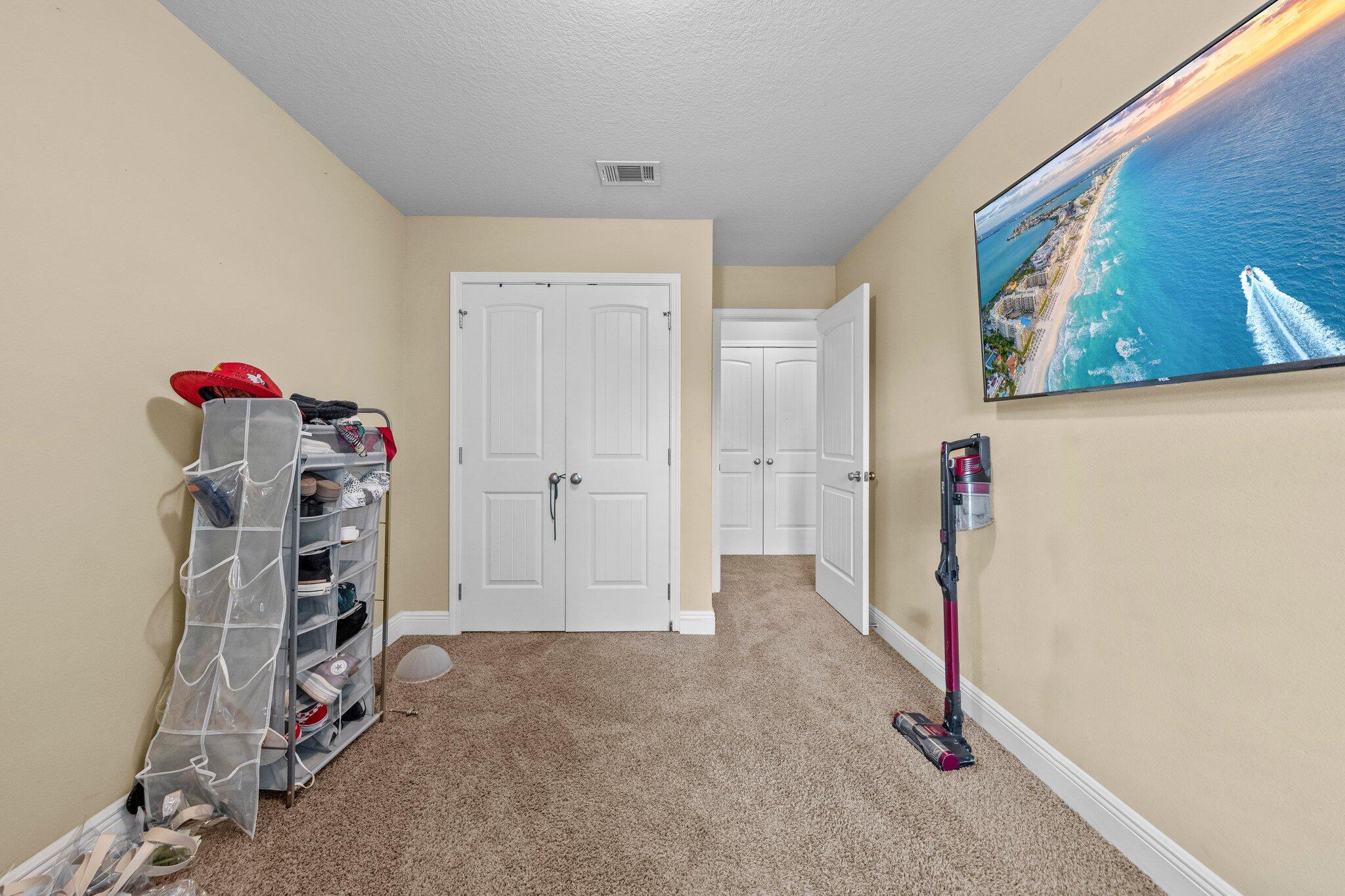 WATER OAKS T/H - Residential Lease