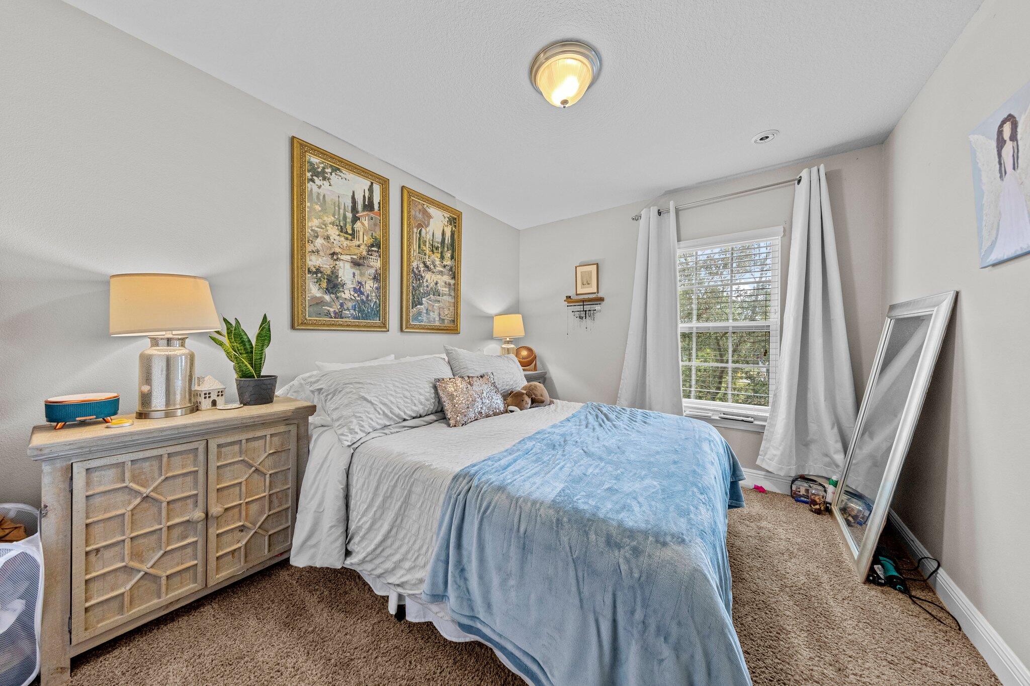 WATER OAKS T/H - Residential Lease