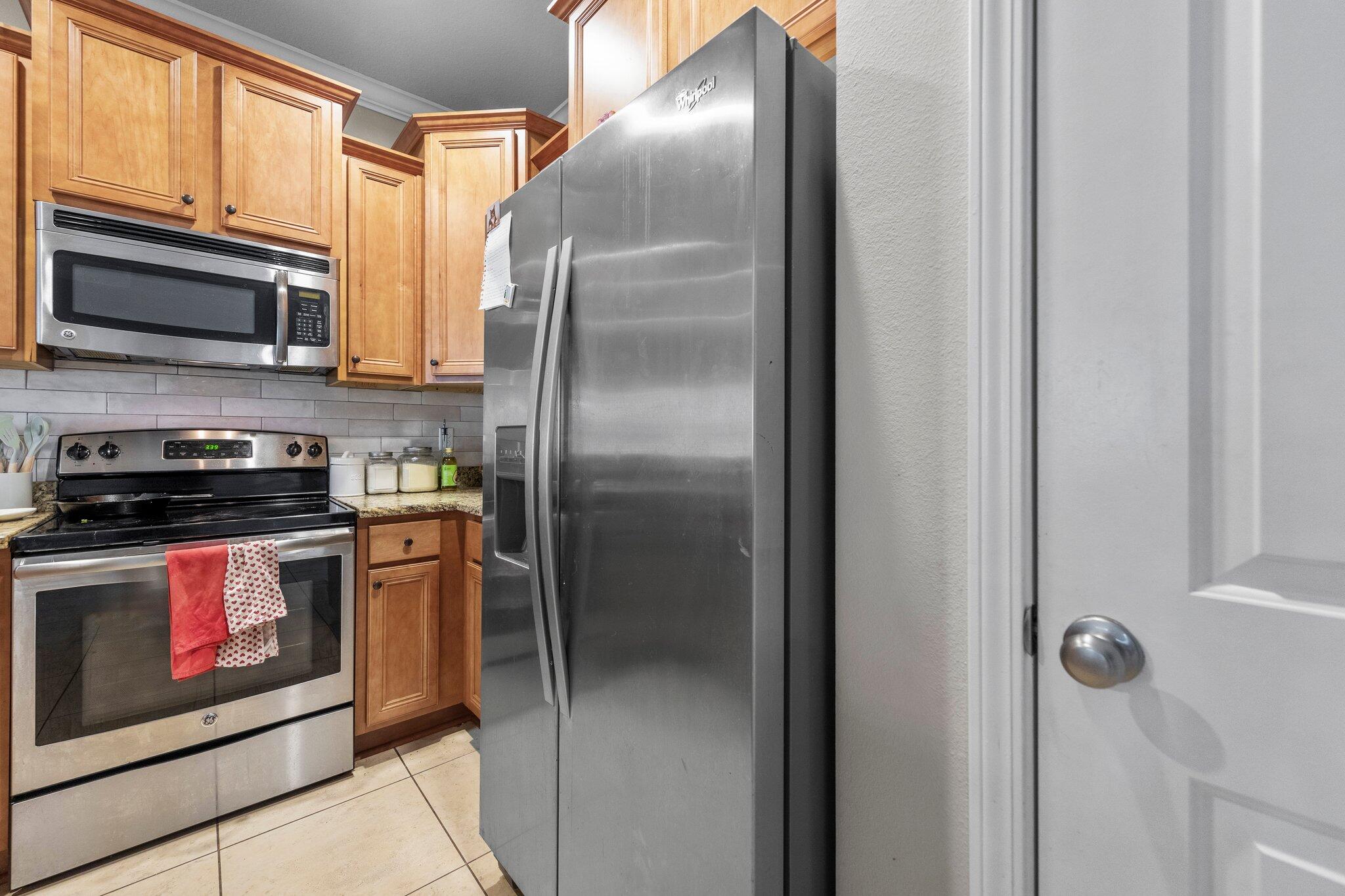 WATER OAKS T/H - Residential Lease