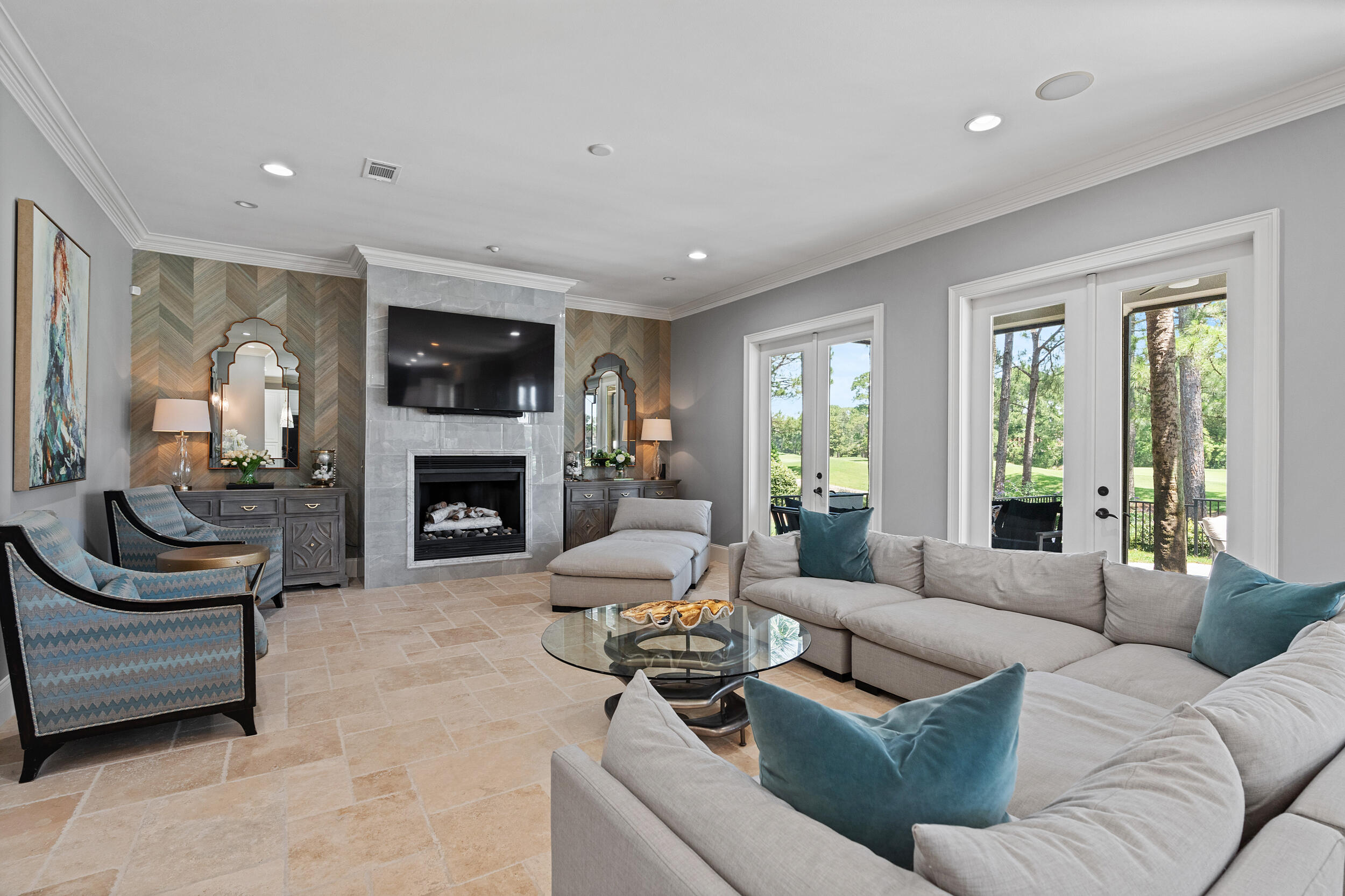 BURNT PINE - Residential