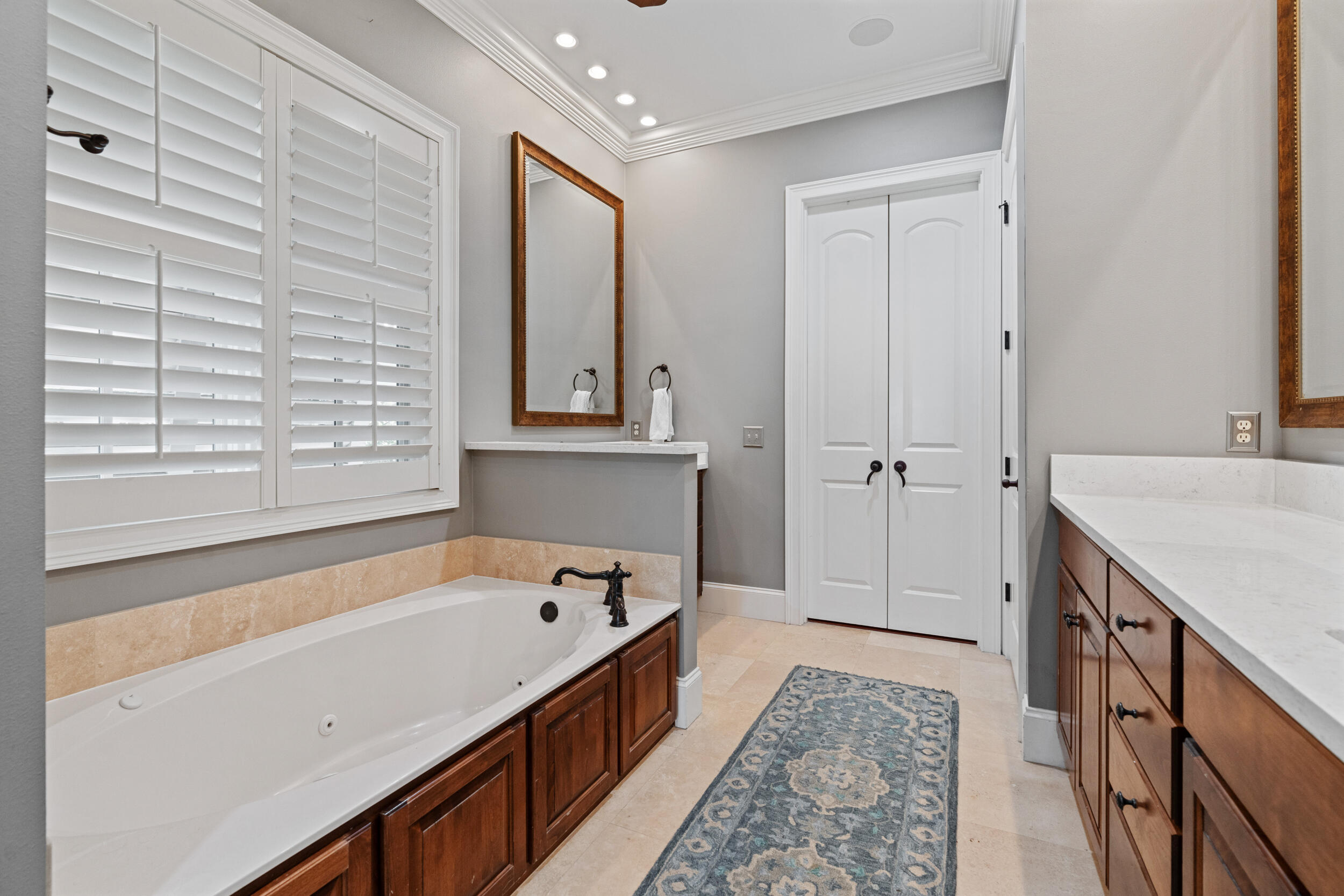 BURNT PINE - Residential