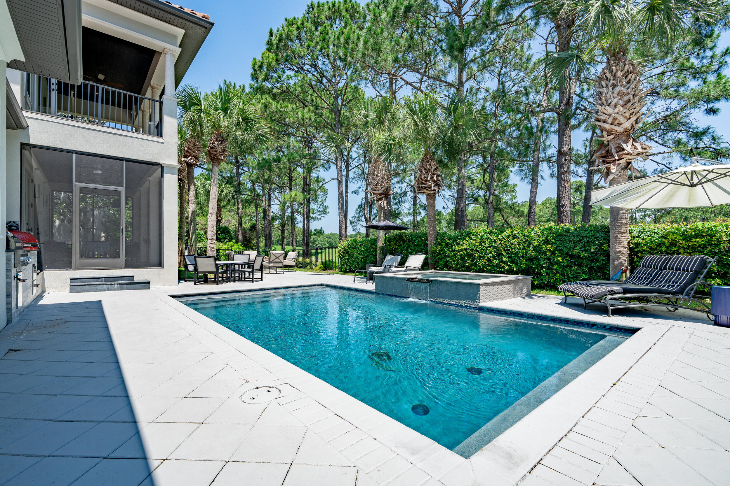 BURNT PINE - Residential