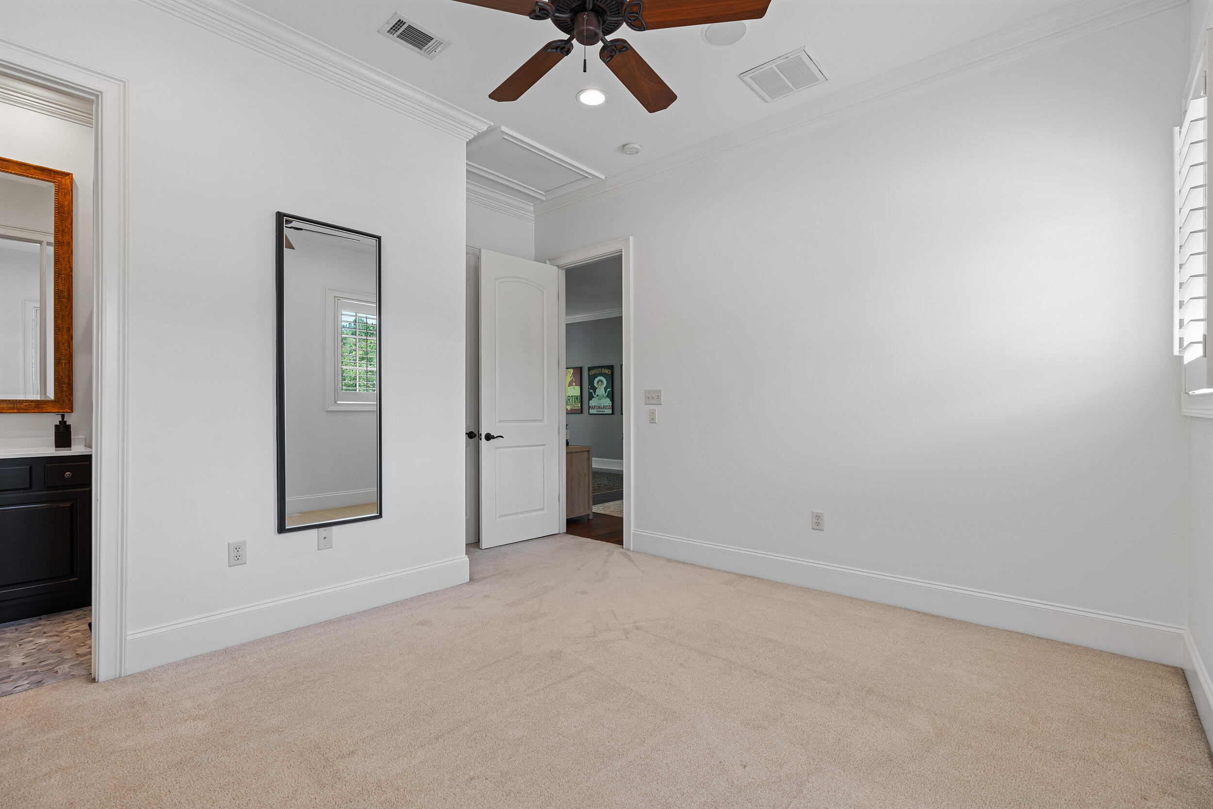 BURNT PINE - Residential