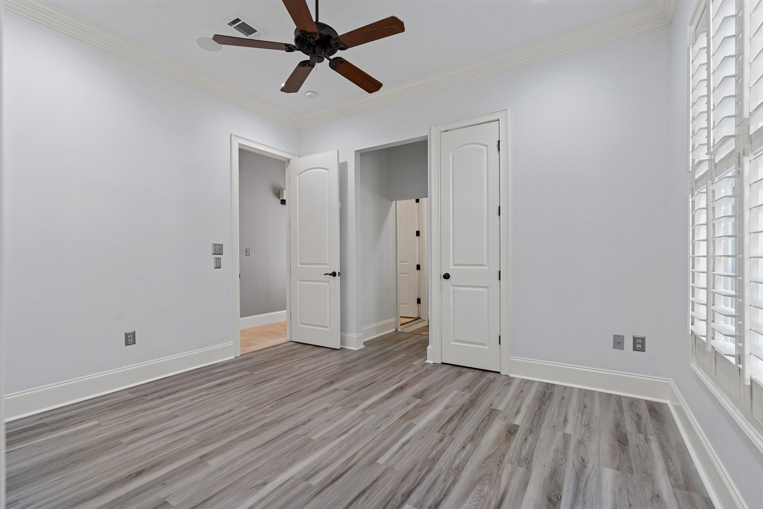 BURNT PINE - Residential