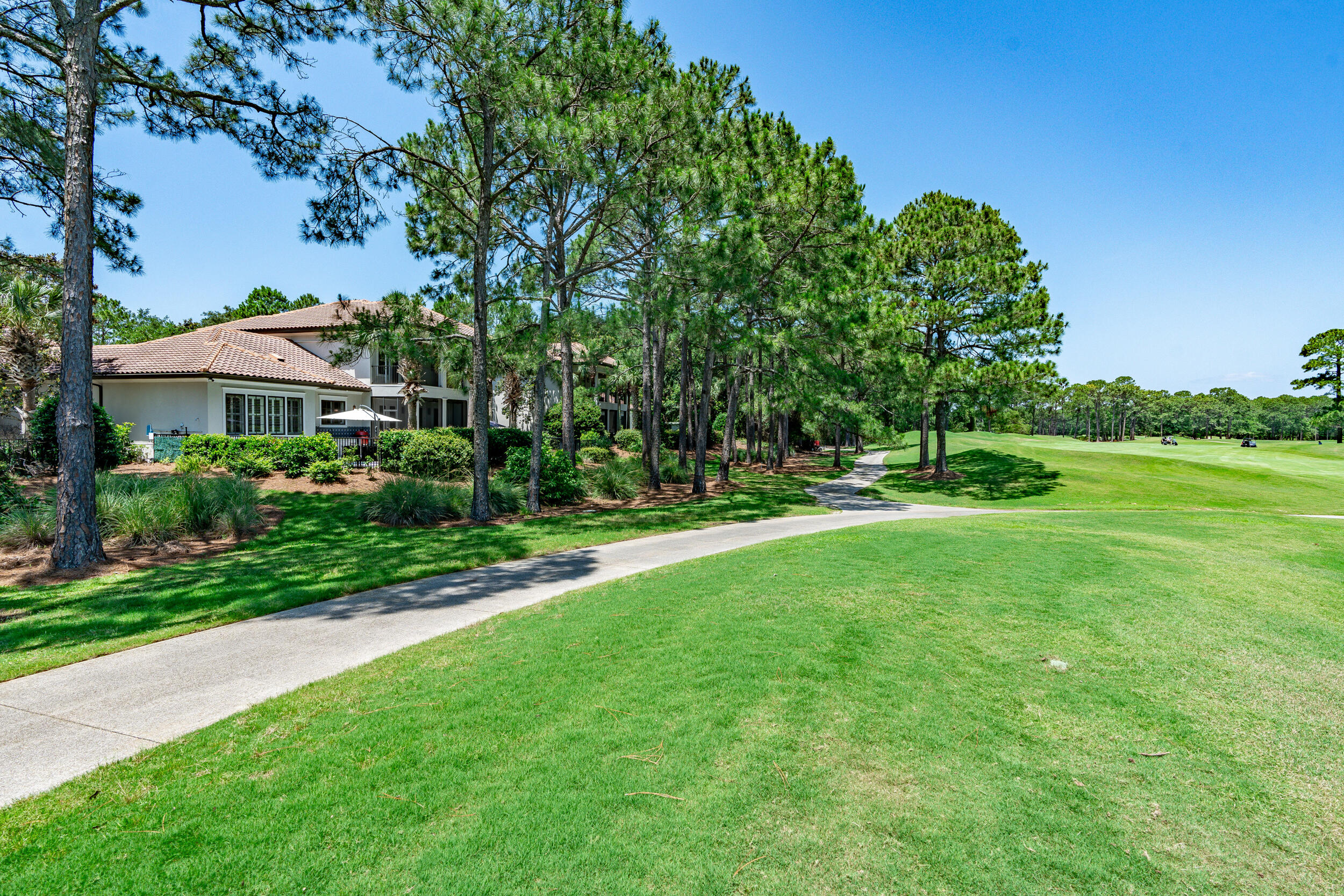 BURNT PINE - Residential