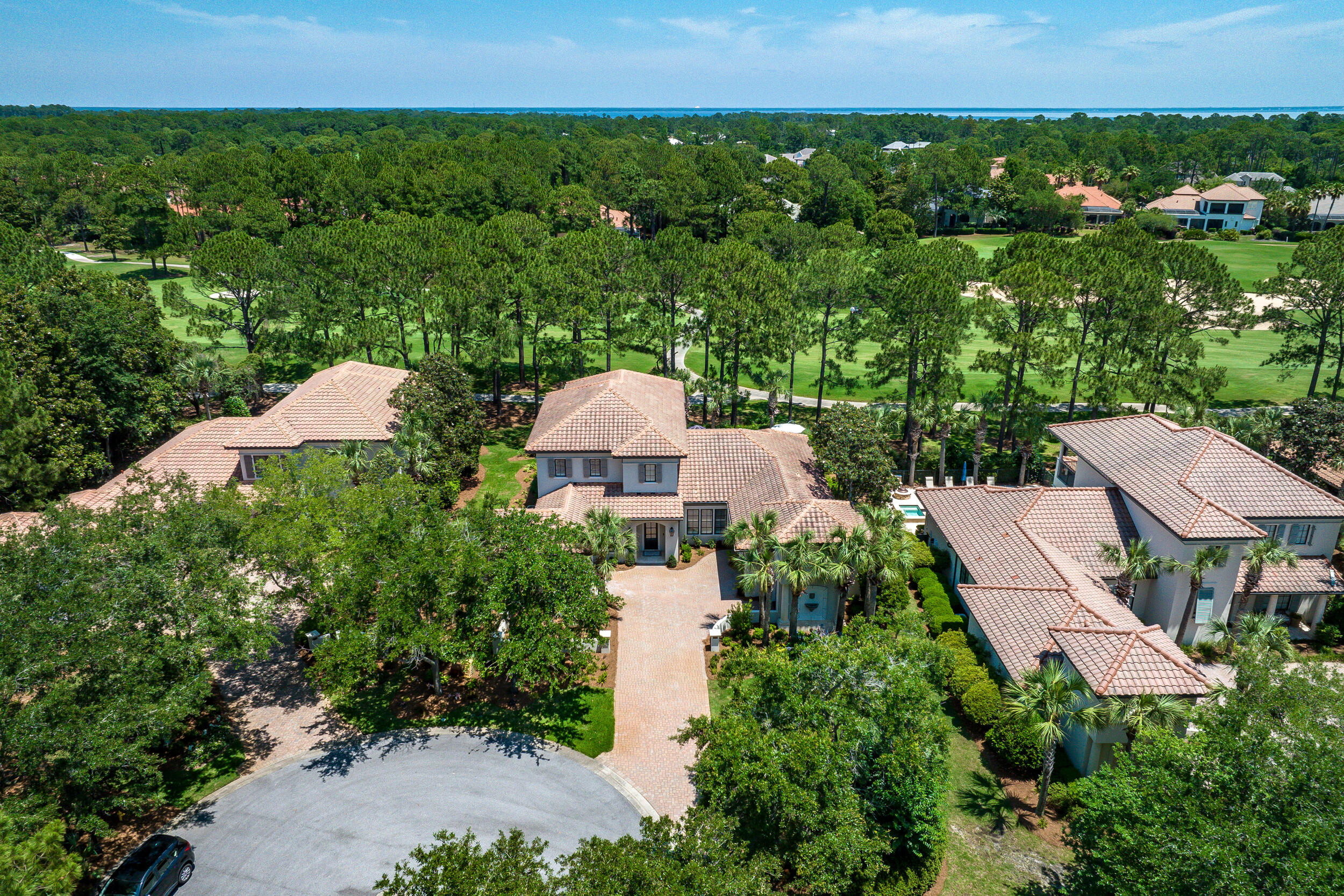 BURNT PINE - Residential