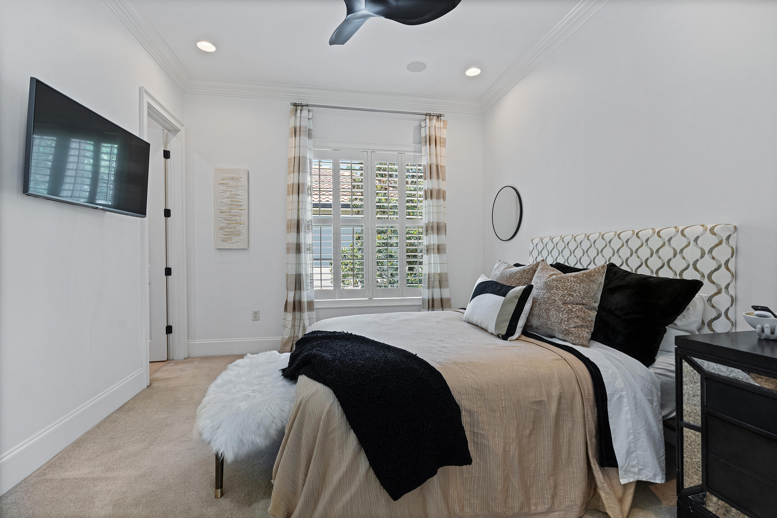 BURNT PINE - Residential