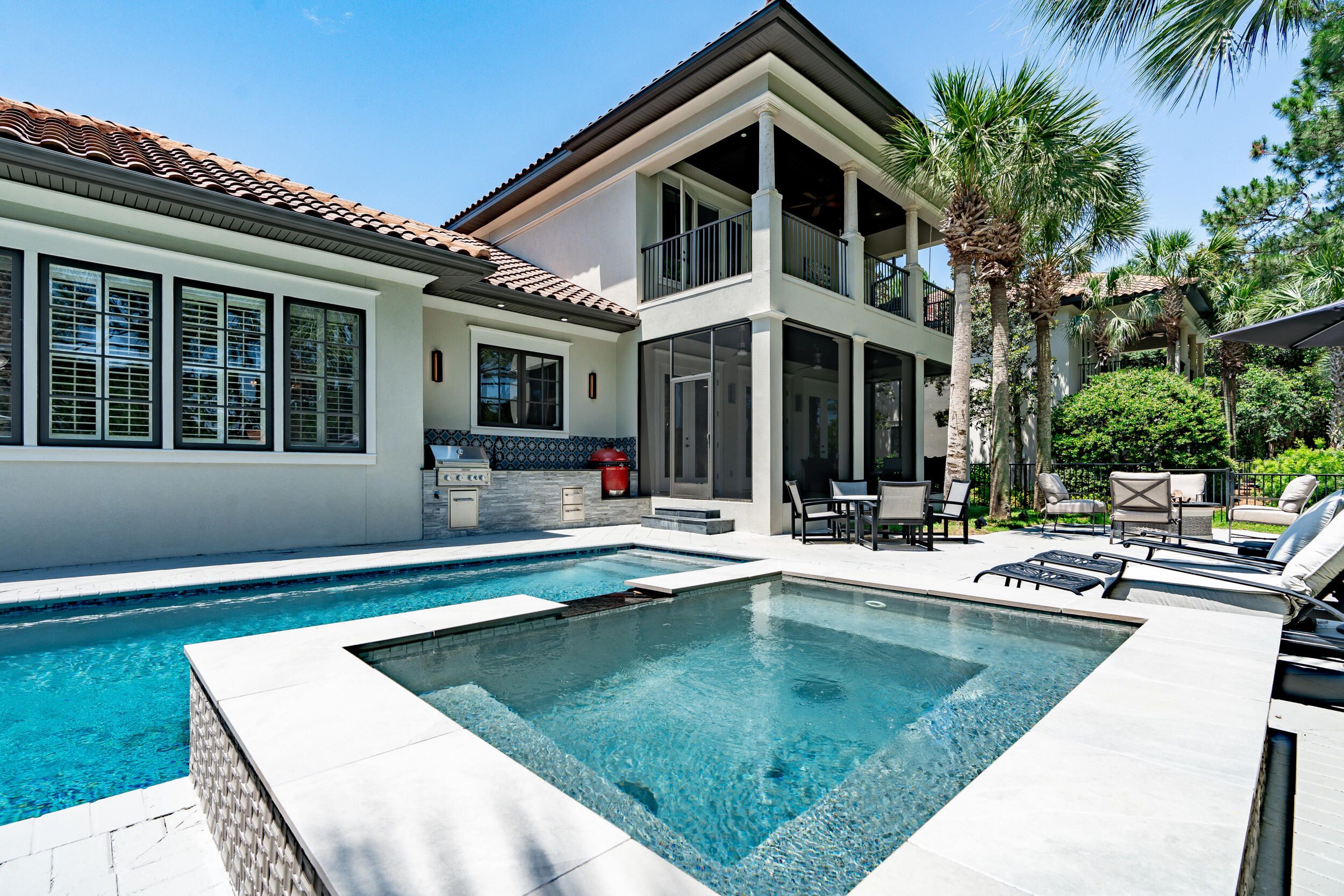 BURNT PINE - Residential