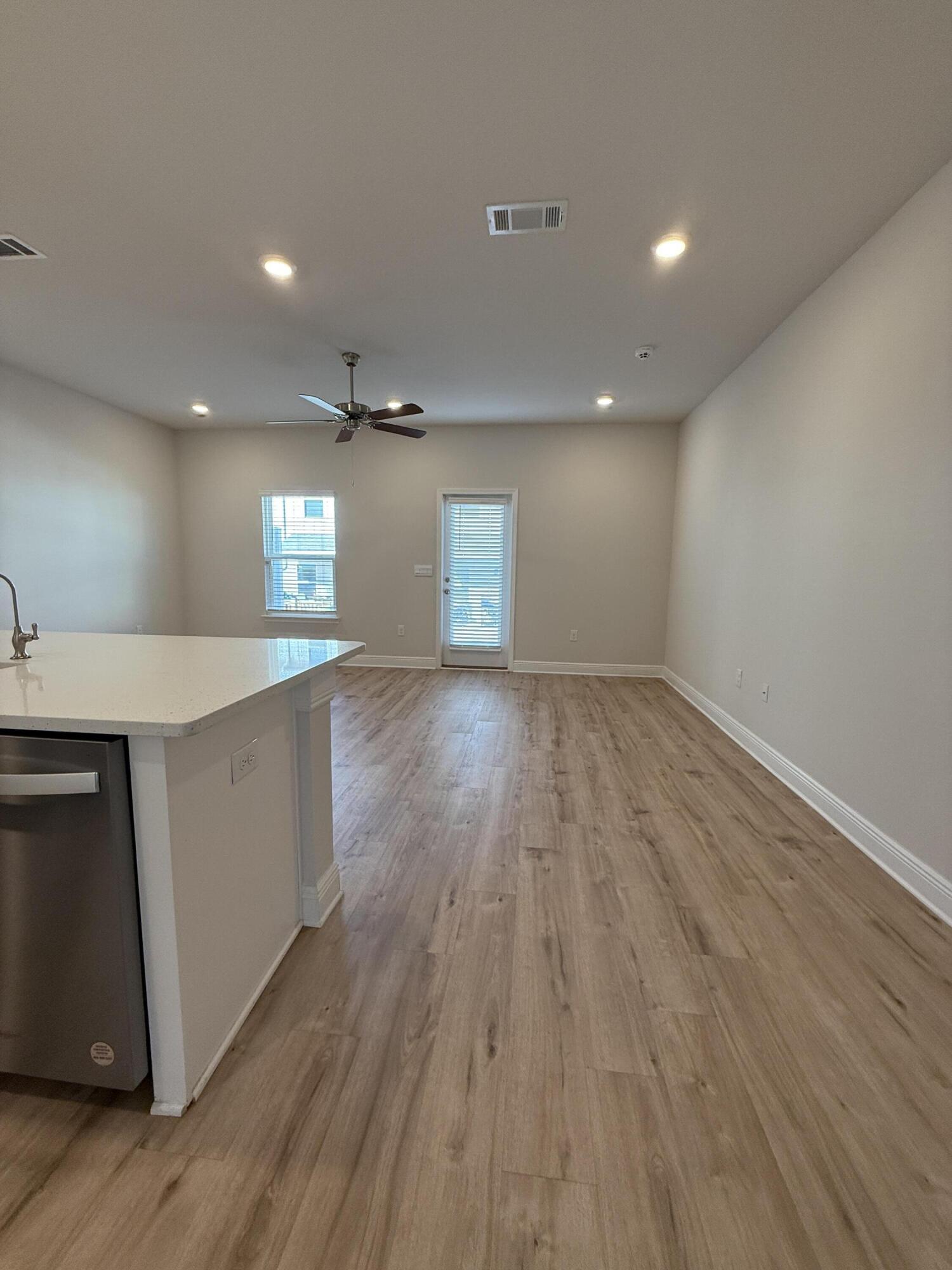 Harbor Place Townhomes - Residential Lease