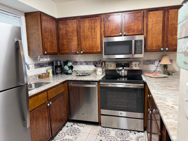 PORTSIDE CONDO - Residential