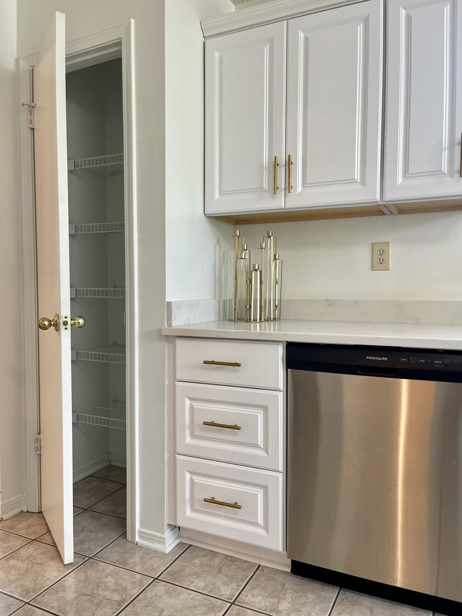 Niceville Creek Side - Residential