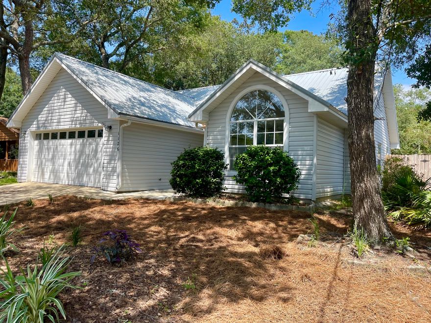 SELLER  IS OFFERING $8,500 TOWARDS CLOSING COSTS & PREPAYS. OR THE BUYER MAY ELECT TO USE THE $8,500 TOWARDS A 2/1 BUYDOWN- PENDING LENDER APPROVAL.Beautiful ranch style home with soaring ceilings and an exceptionally large living room. This home has plenty of space for the entire family, and is a perfect size for entertaining This 3 bedroom 2 bath home has new flooring throughout. Situated in the heart of Niceville. with schools, restaurants and shopping nearby.The backyard has enough room for the kids to play and still have  plenty of space for a vegetable or flower garden. There is even an outdoor shed to keep your gardening tools.Many updates abound-  New flooring, updated counters, new light fixtures, new faucets and a new hot water tank