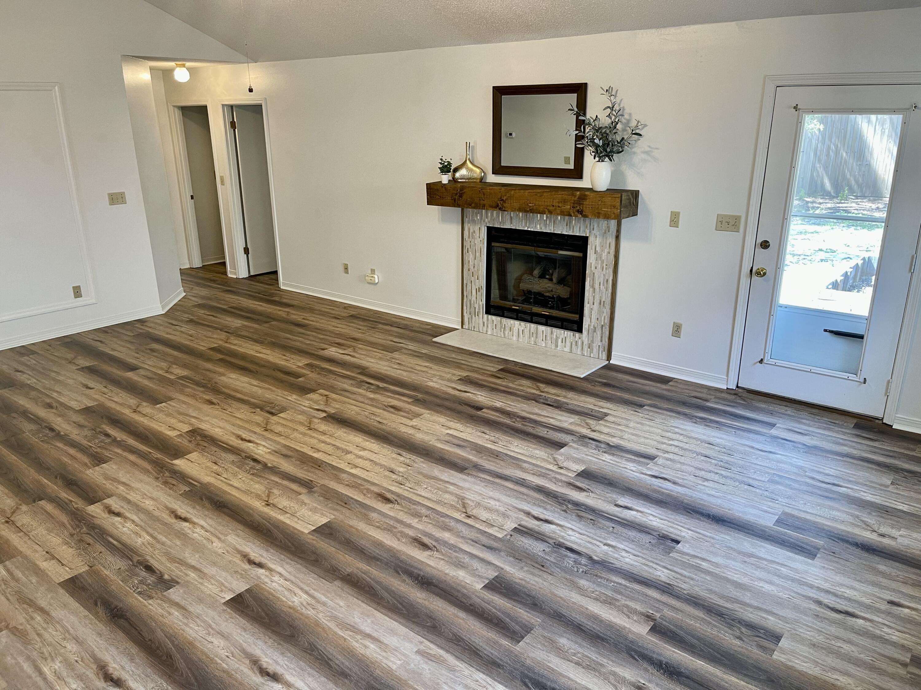 Niceville Creek Side - Residential