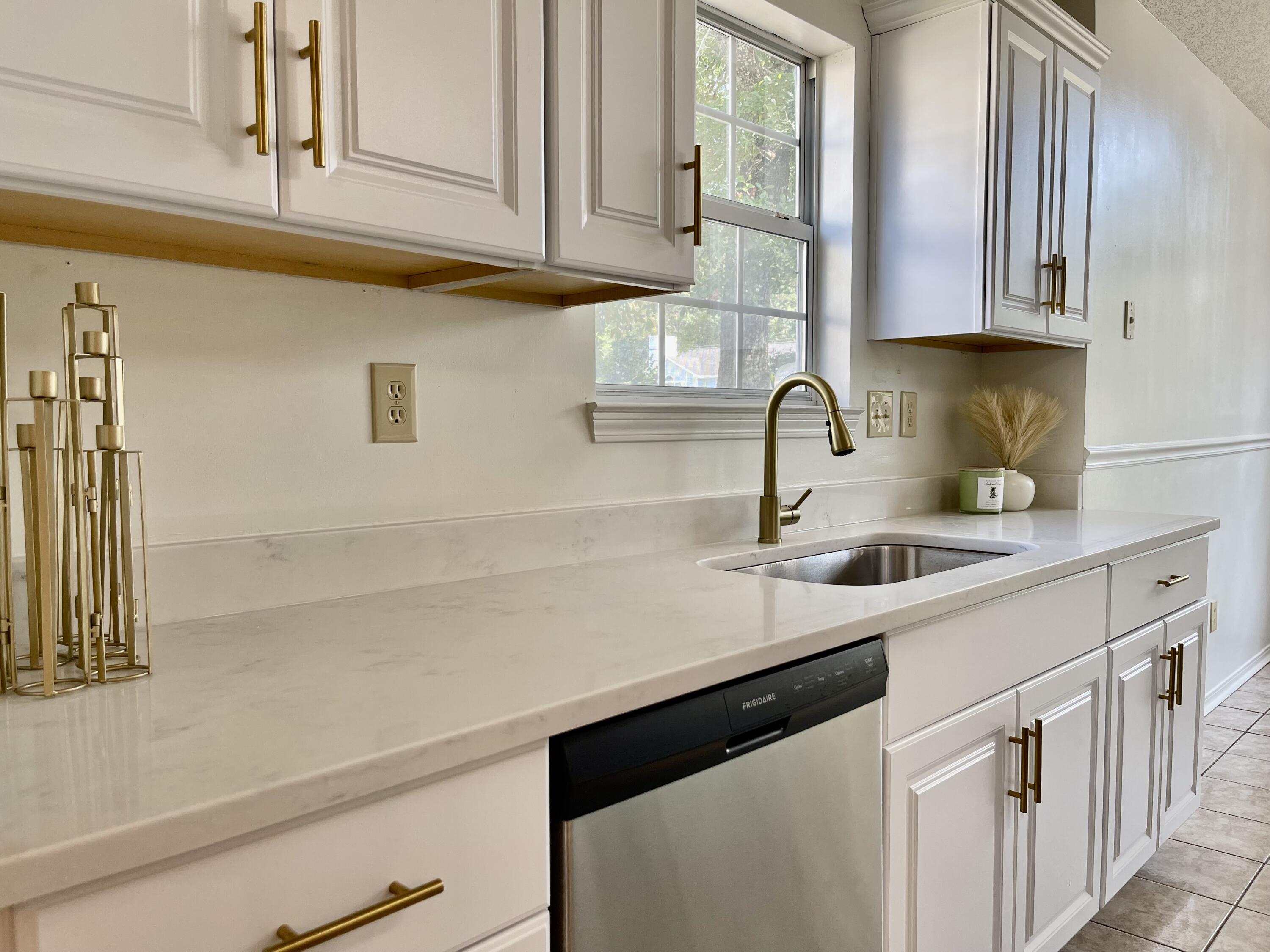 Niceville Creek Side - Residential