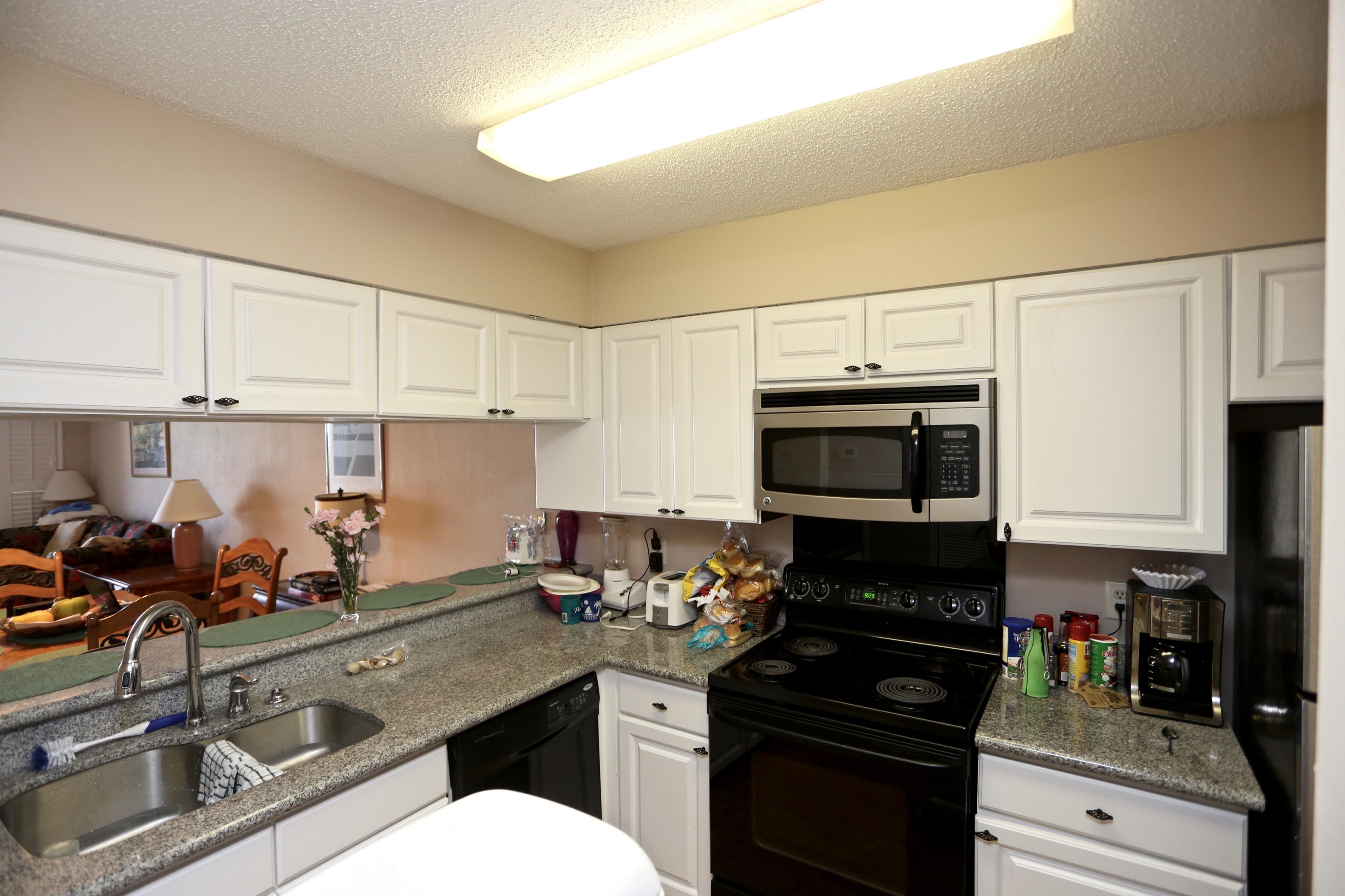 RAMSGATE HARBOUR PH 2 CONDO - Residential