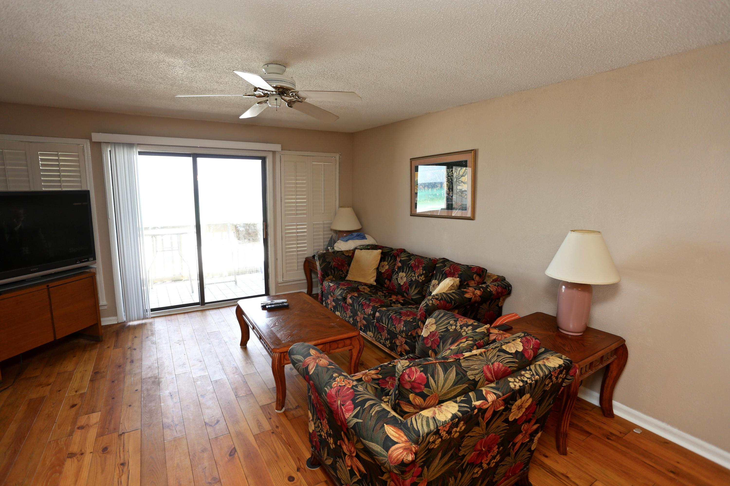 RAMSGATE HARBOUR PH 2 CONDO - Residential