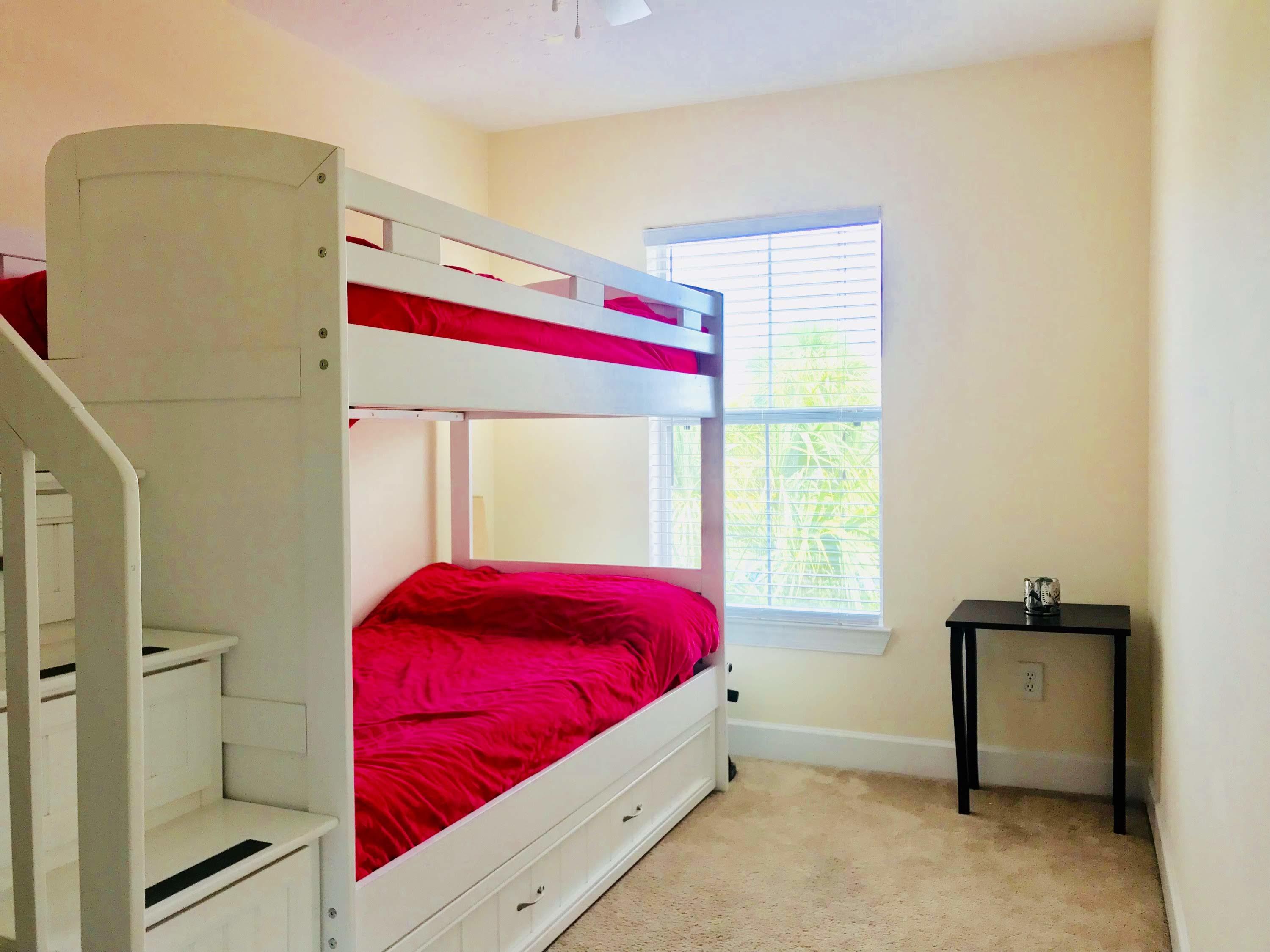 EAGLE BAY - Residential