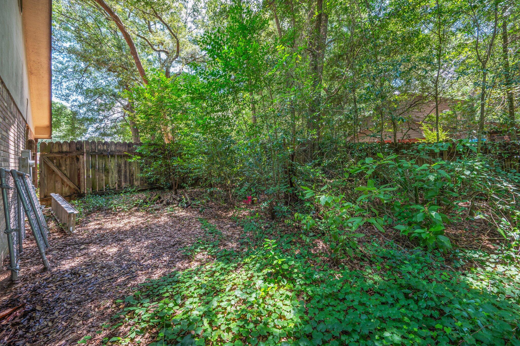 Rocky Bayou - Residential