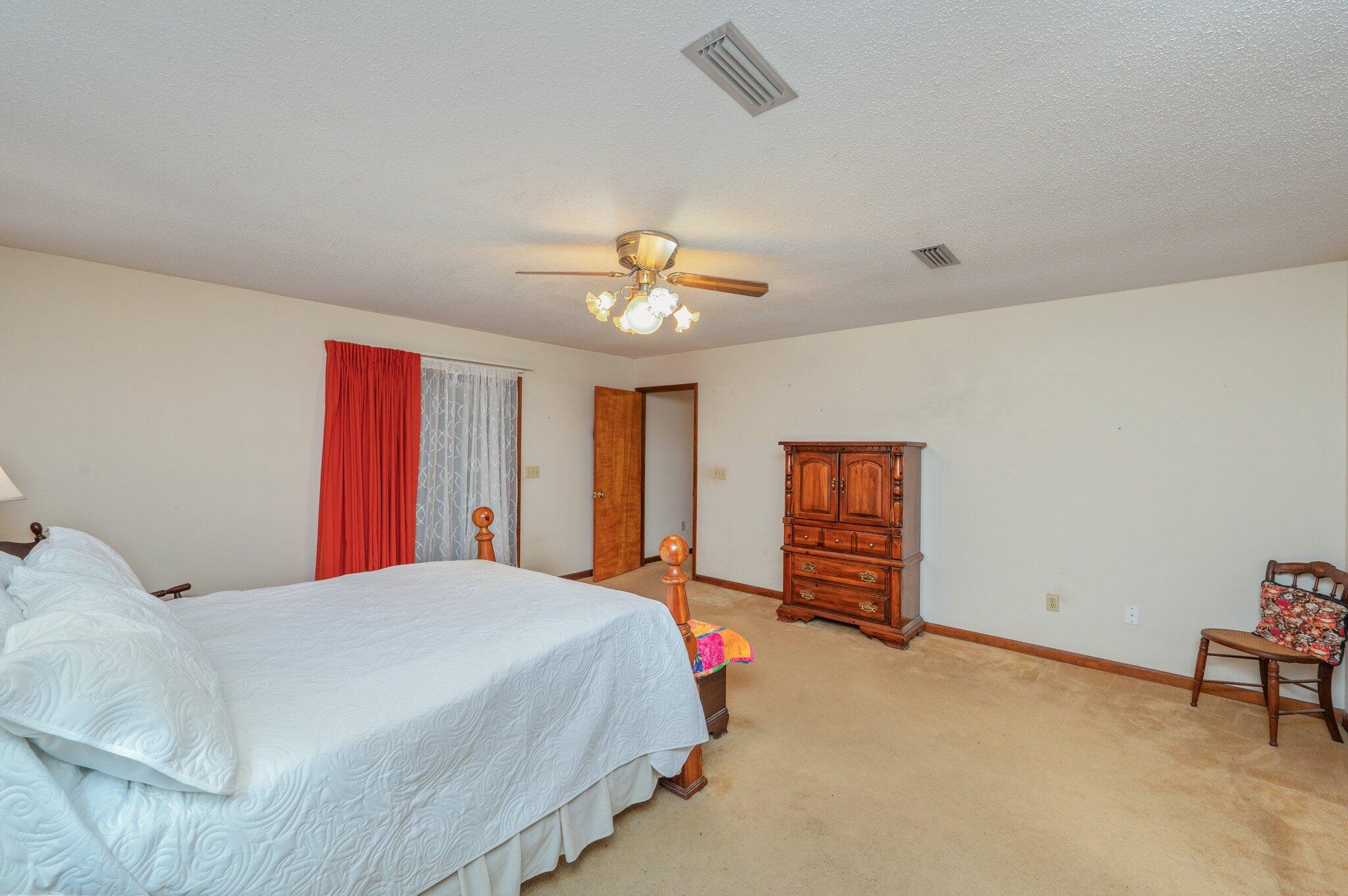 Rocky Bayou - Residential