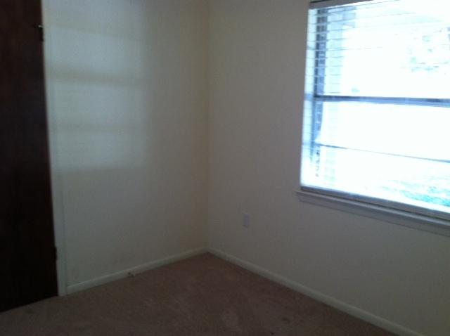 PORT DIXIE - Residential Lease