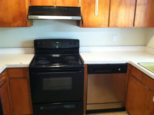 PORT DIXIE - Residential Lease