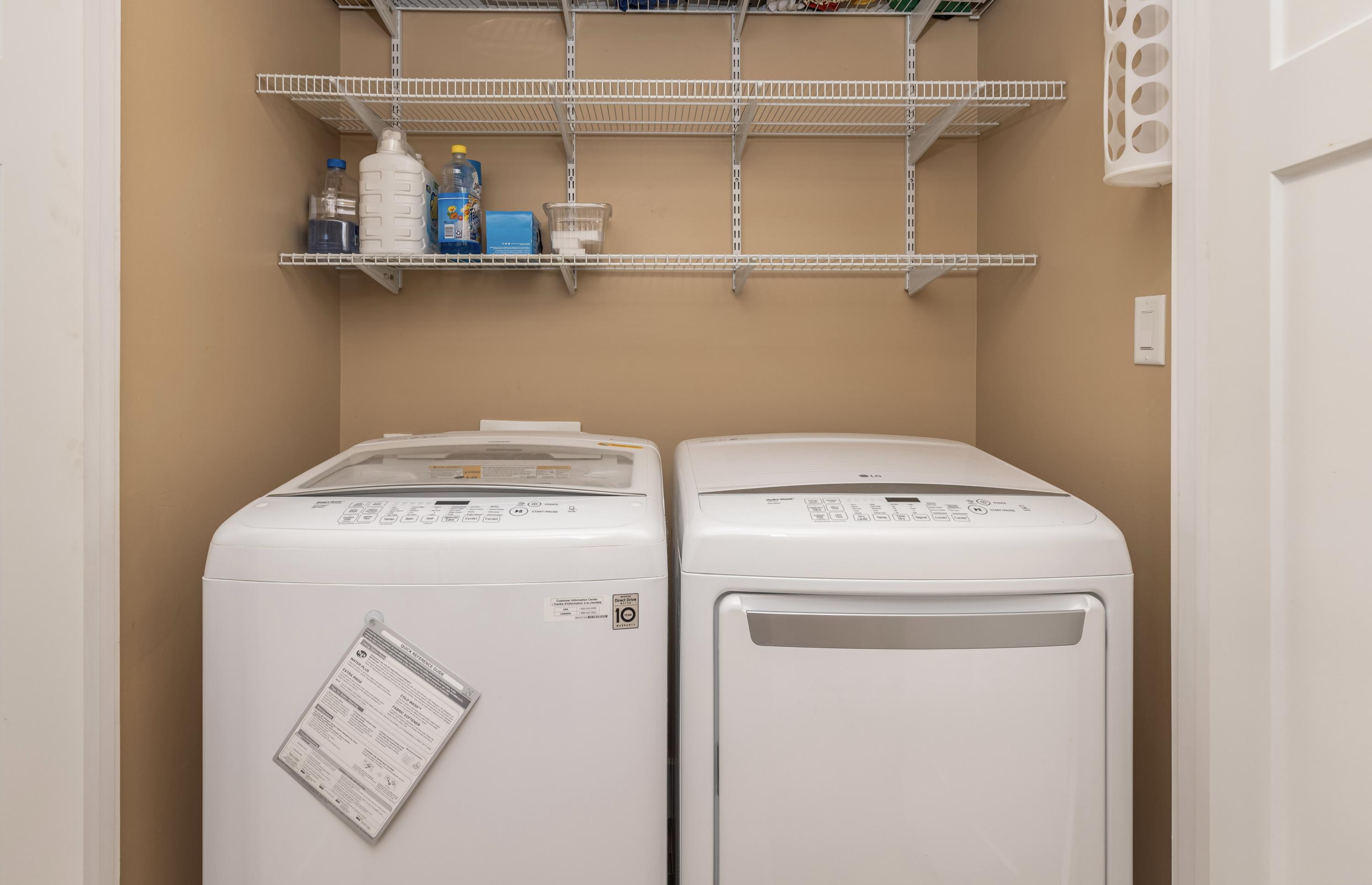 TWIN LAKES ESTATES - Residential