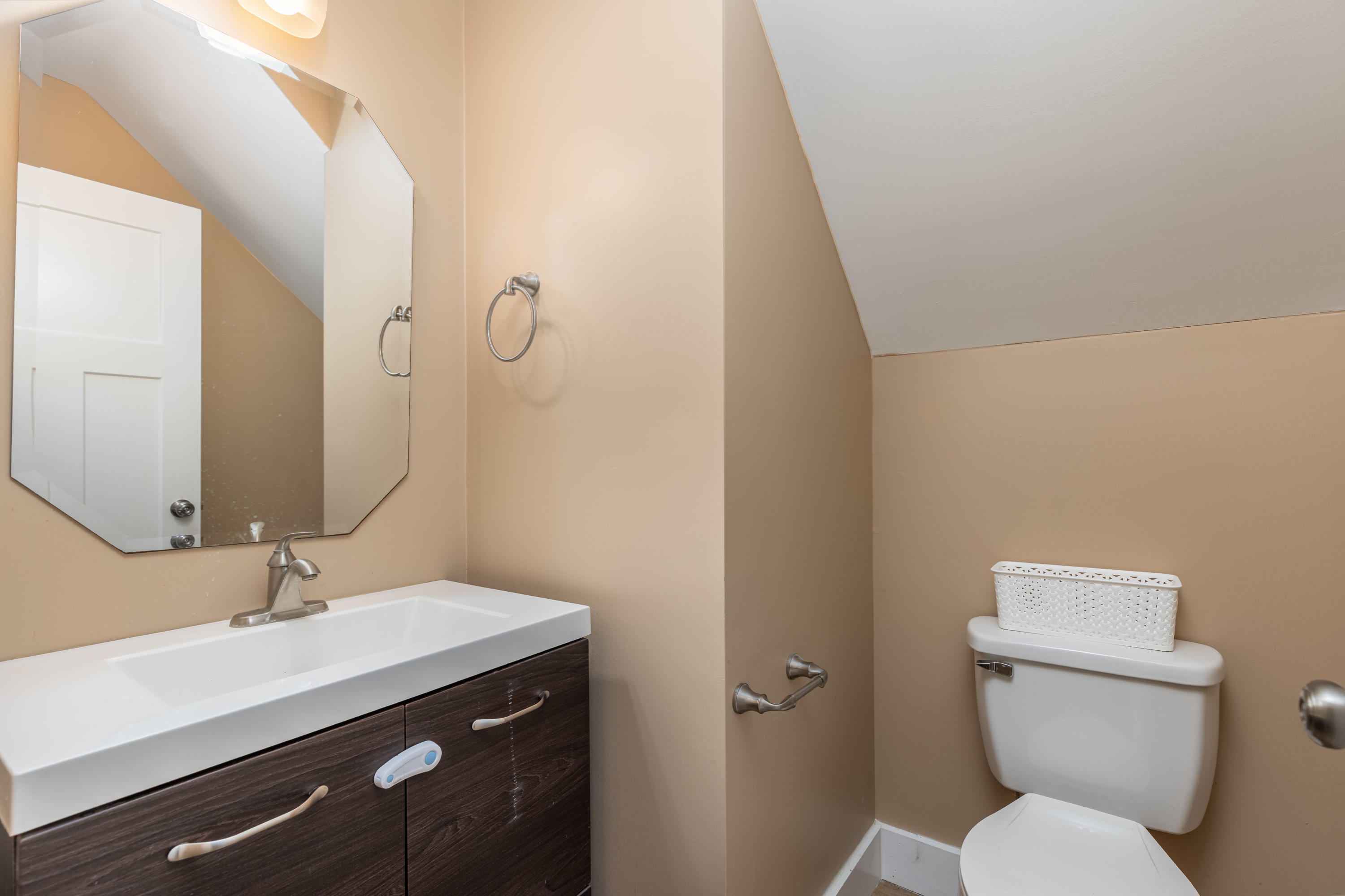 TWIN LAKES ESTATES - Residential