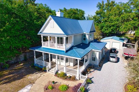 A home in Niceville