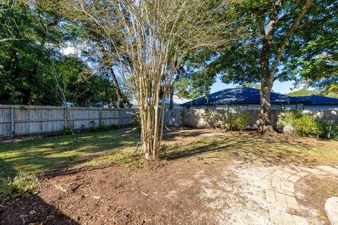 A home in Niceville