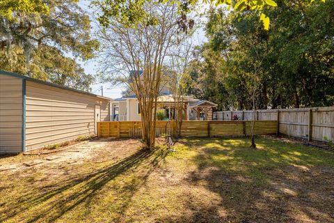 A home in Niceville