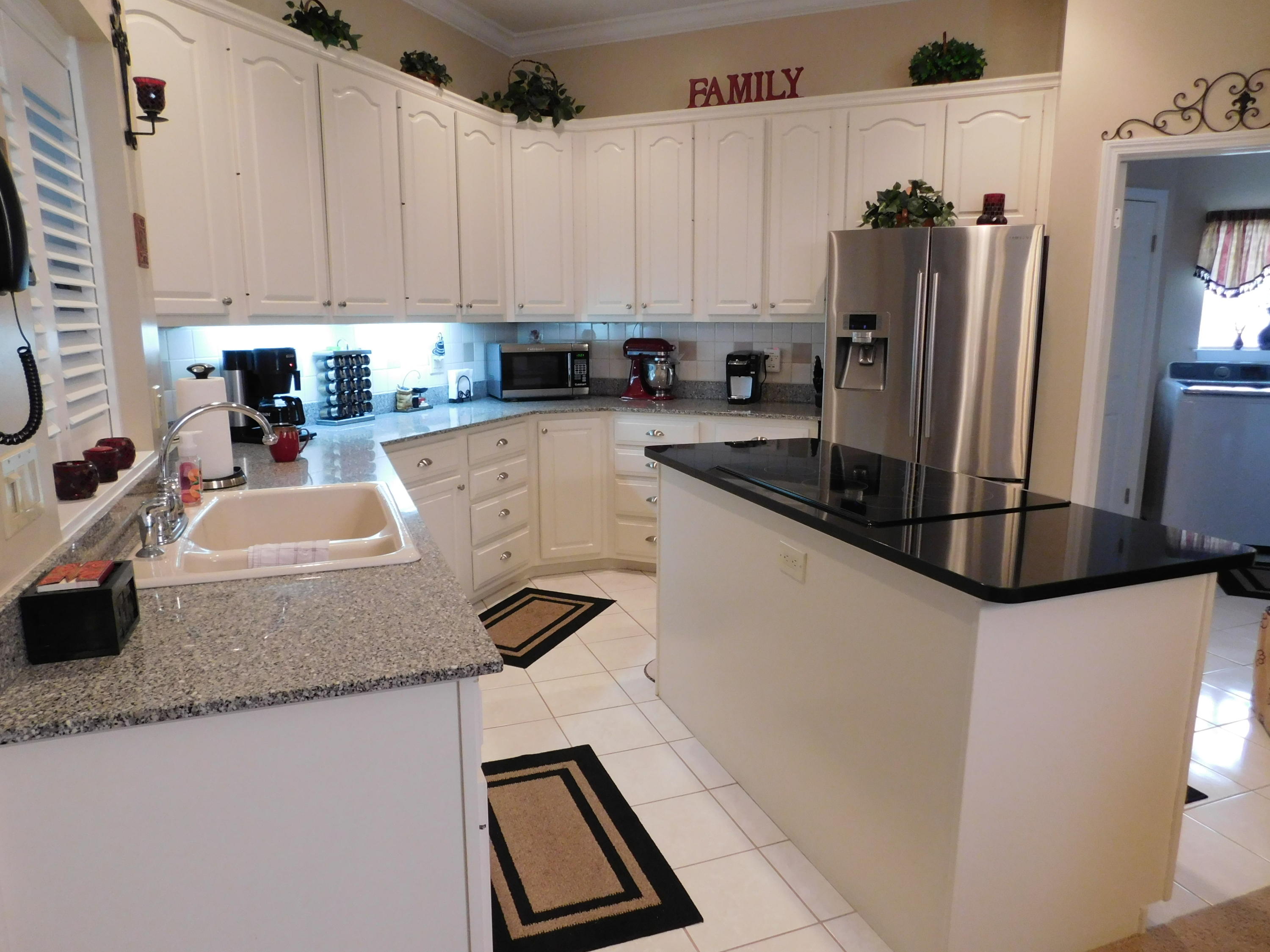 RIDGE WOOD MANOR - Residential