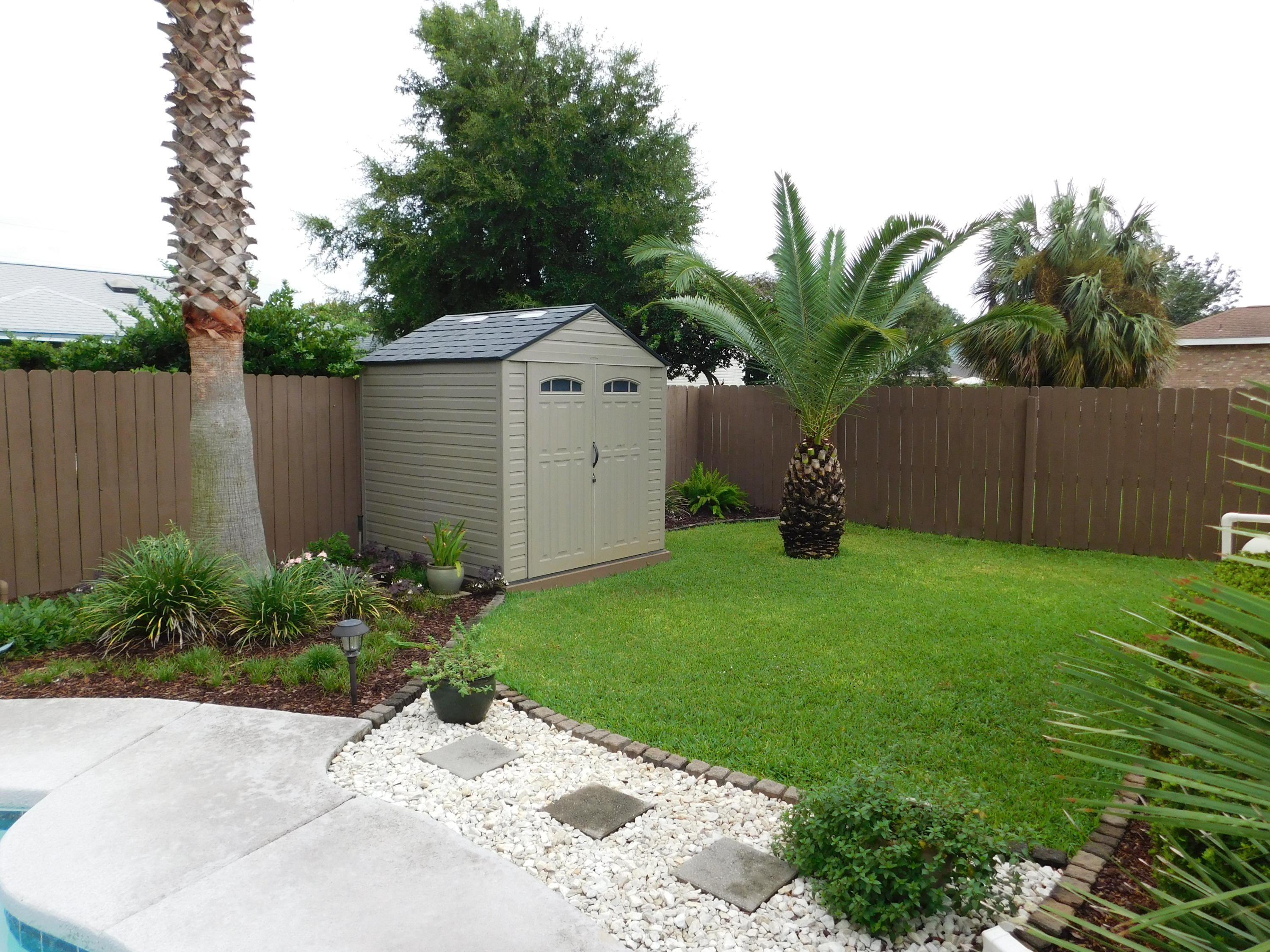 RIDGE WOOD MANOR - Residential