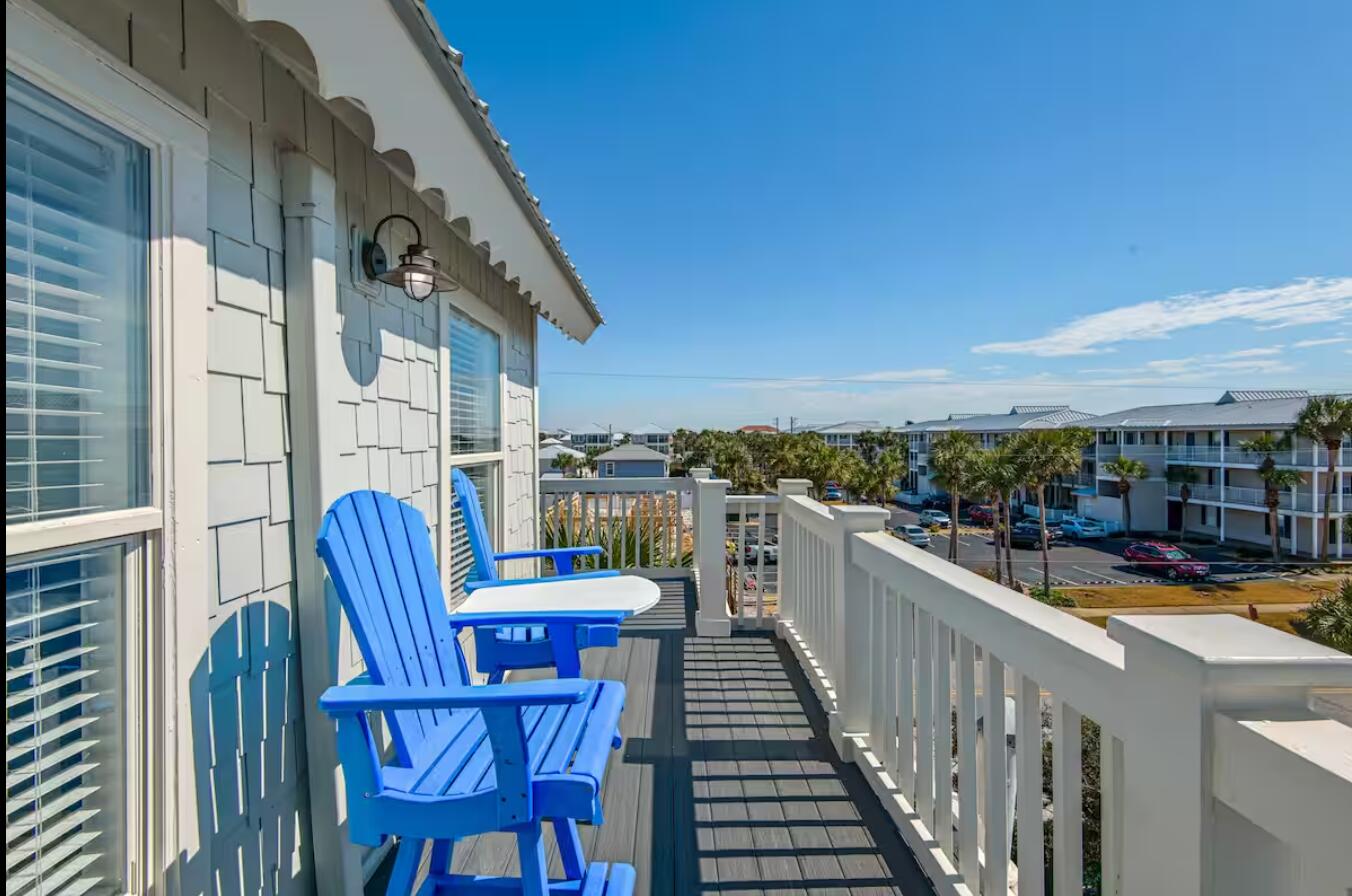CRYSTAL BEACH - Residential Lease