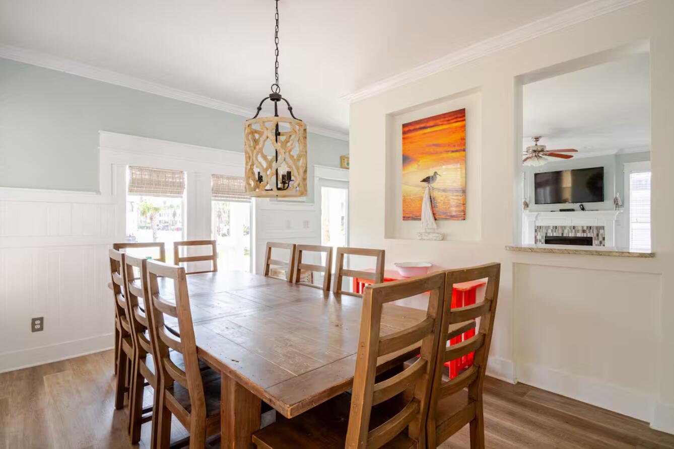 CRYSTAL BEACH - Residential Lease
