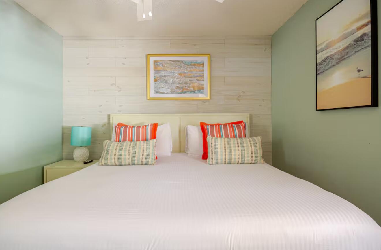 CRYSTAL BEACH - Residential Lease