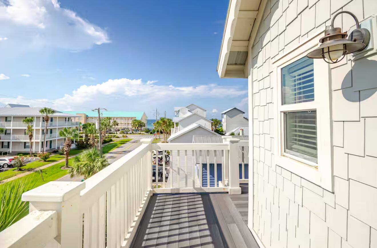 CRYSTAL BEACH - Residential Lease